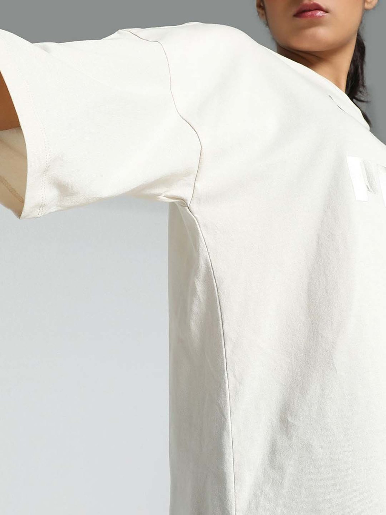Puma White Cotton Logo Print T-Shirt