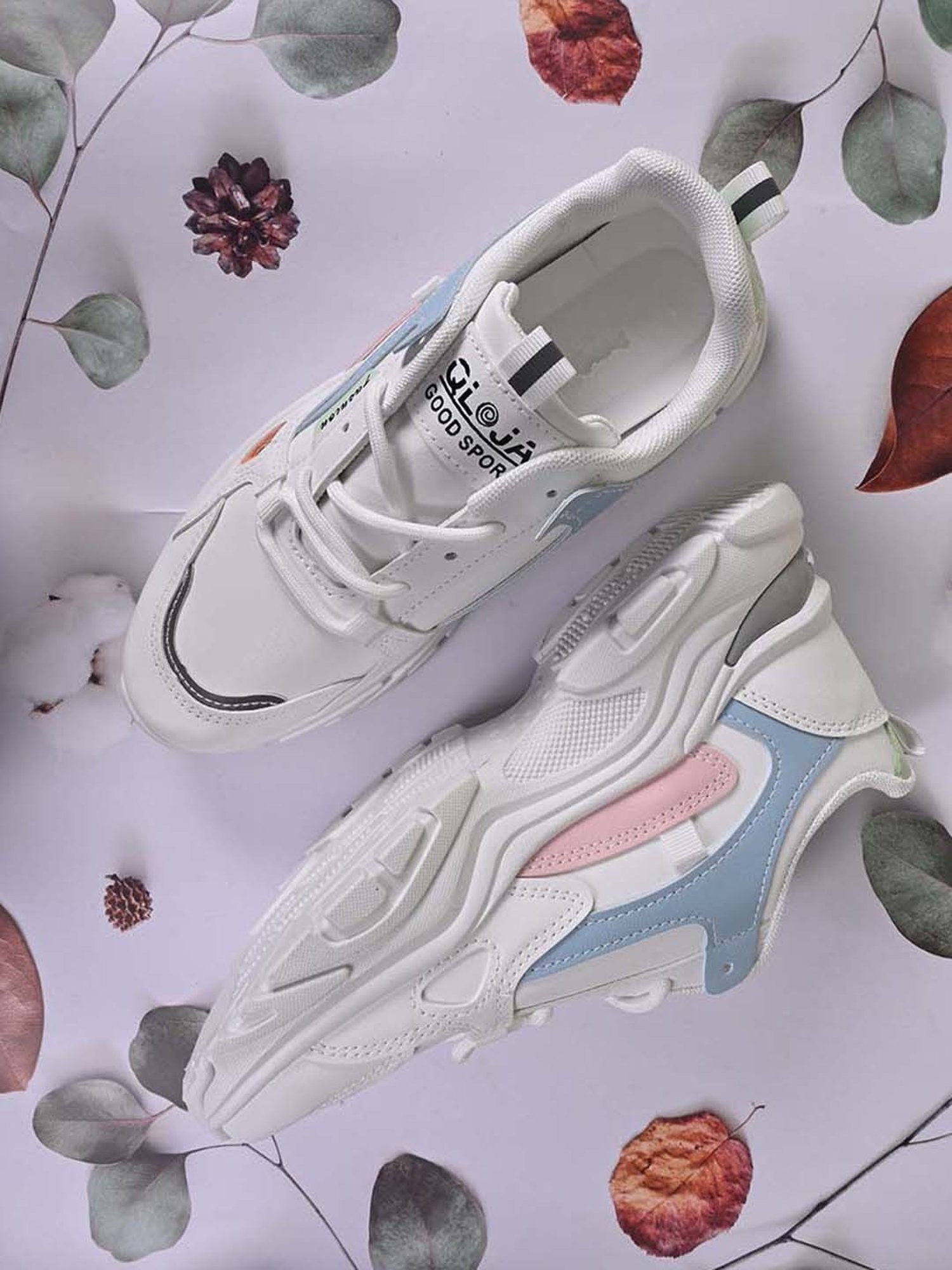 Jove Women's White Casual Sneakers