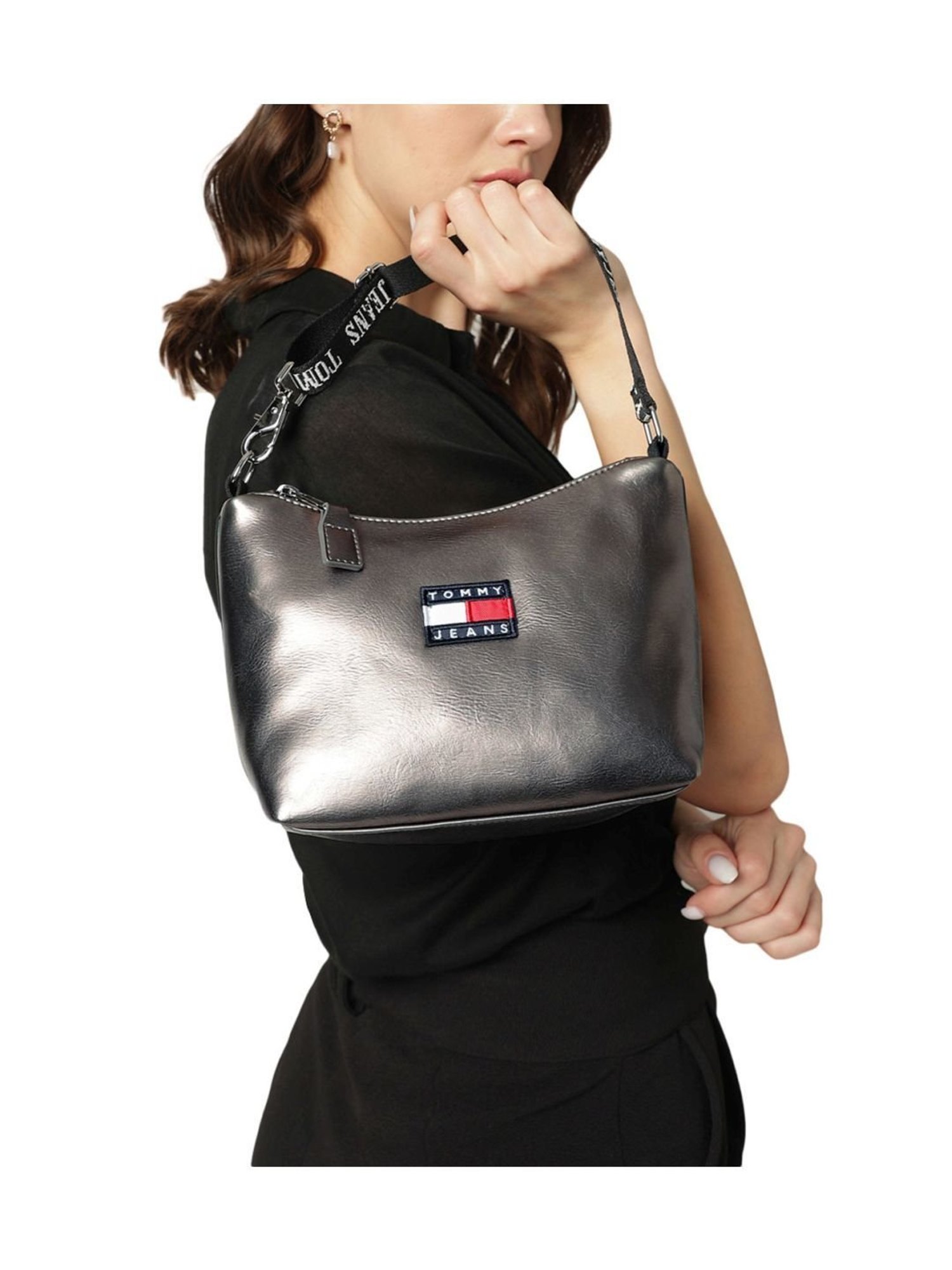 TOMMY HILFIGER Gunmetal Heritage Medium Shoulder Bag