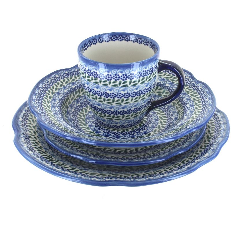 Vremi 16 Piece Multicolor Porcelain Dinnerware Set with 4 Dinner Plates, 4 Dessert Plates, 4 Salad/Soup Bowls, & 4 Coffee/Tea Mugs