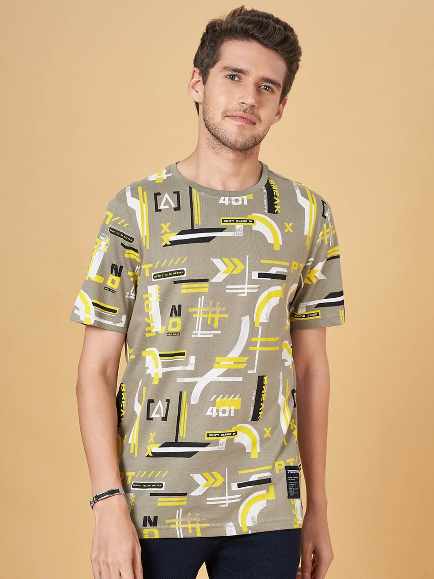 Street 808 by Pantaloons Olive Regular Fit Printed T-Shirt