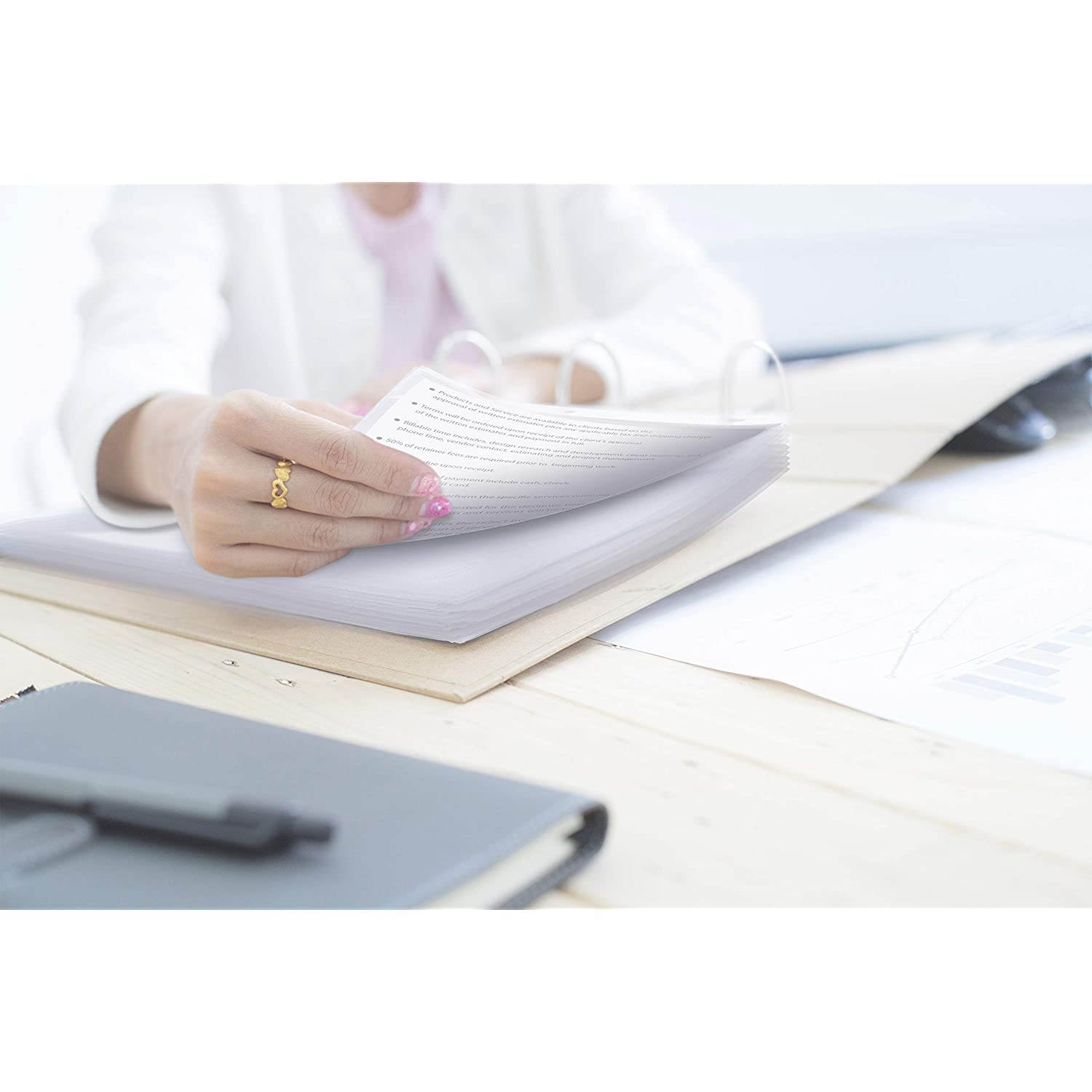 200 Count Textured Sheet Protectors by Better Office Products, 8.5 x 11", Textured for Added Anti Glare, Extra Privacy, and Easier Handling, Top Load, 200 Pack