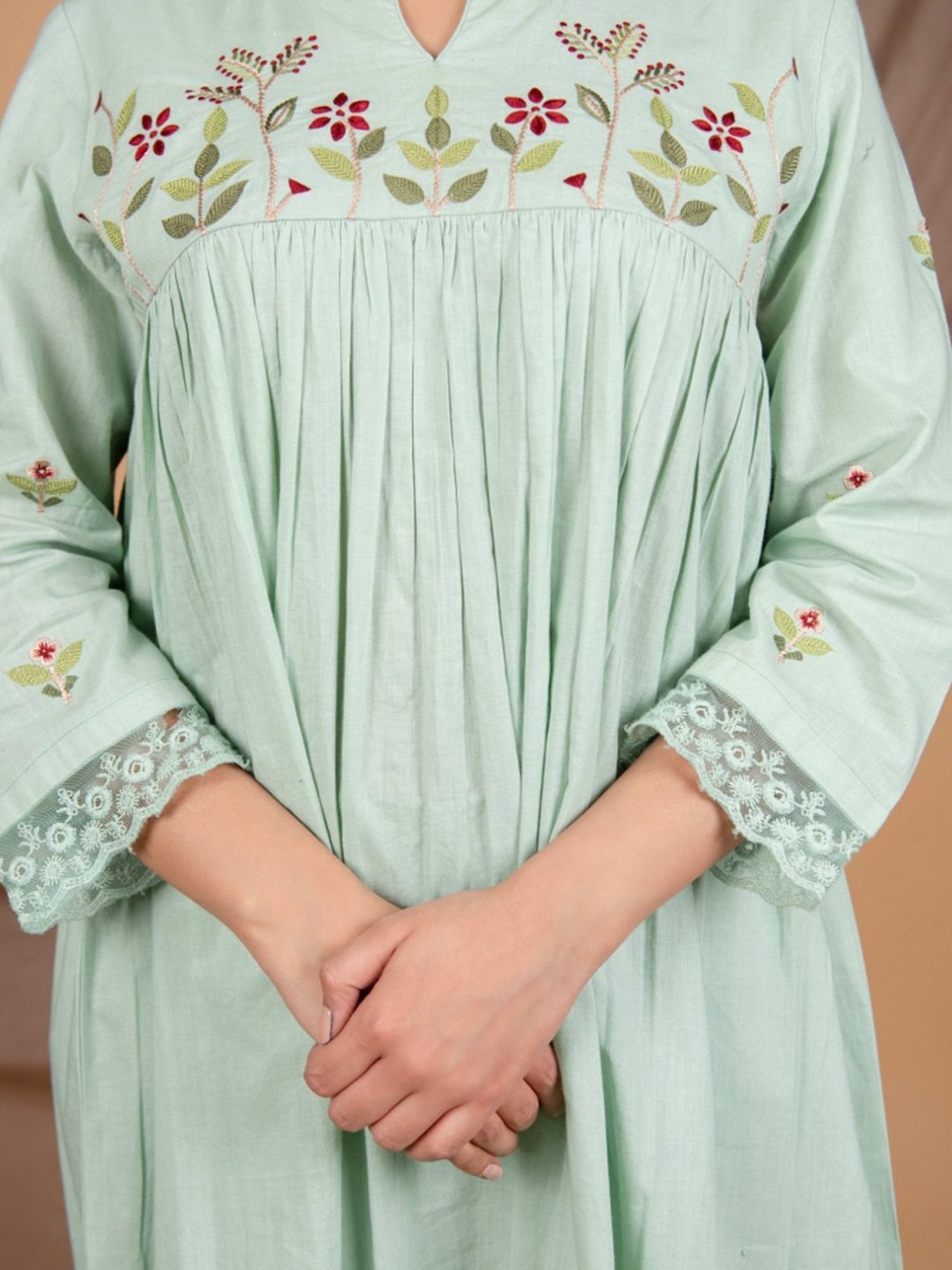 Priya Chaudhary Green Nargis Hand Embroidered Cotton Kurta