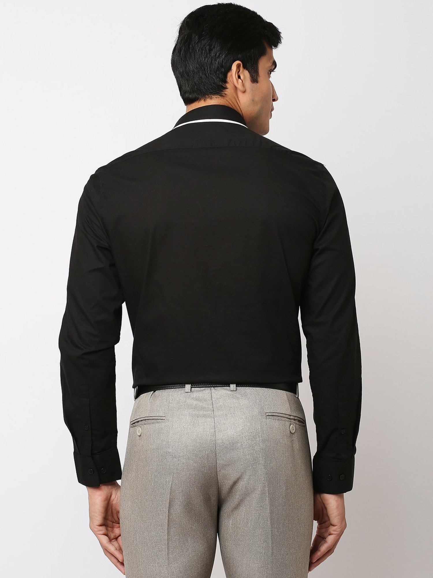 SOLEMIO Black Cotton Slim Fit Shirt