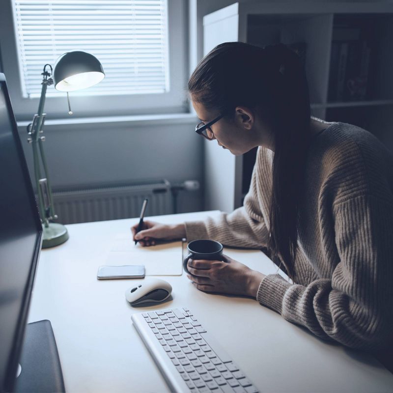 LIFX 4pk Mini Day and Dusk A19 LED Light Bulb White