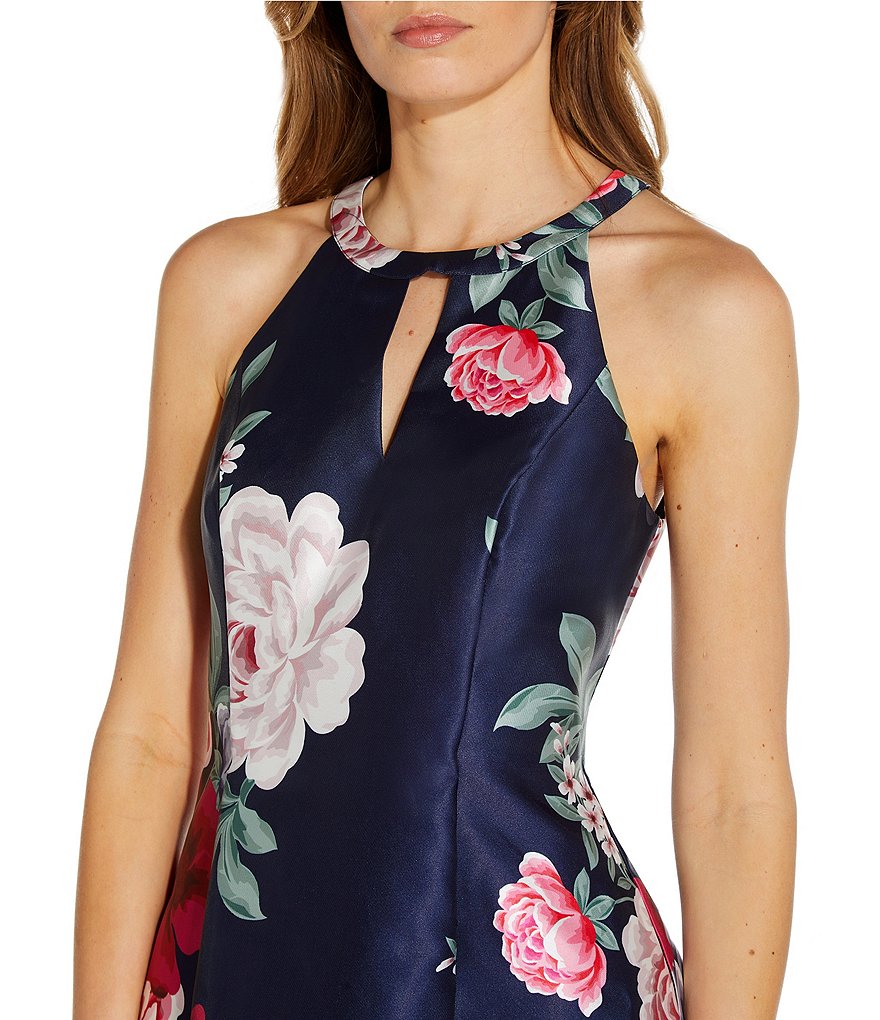 Kay Unger Long Bishop Sleeve V-Neck Crepe A-Line Dress