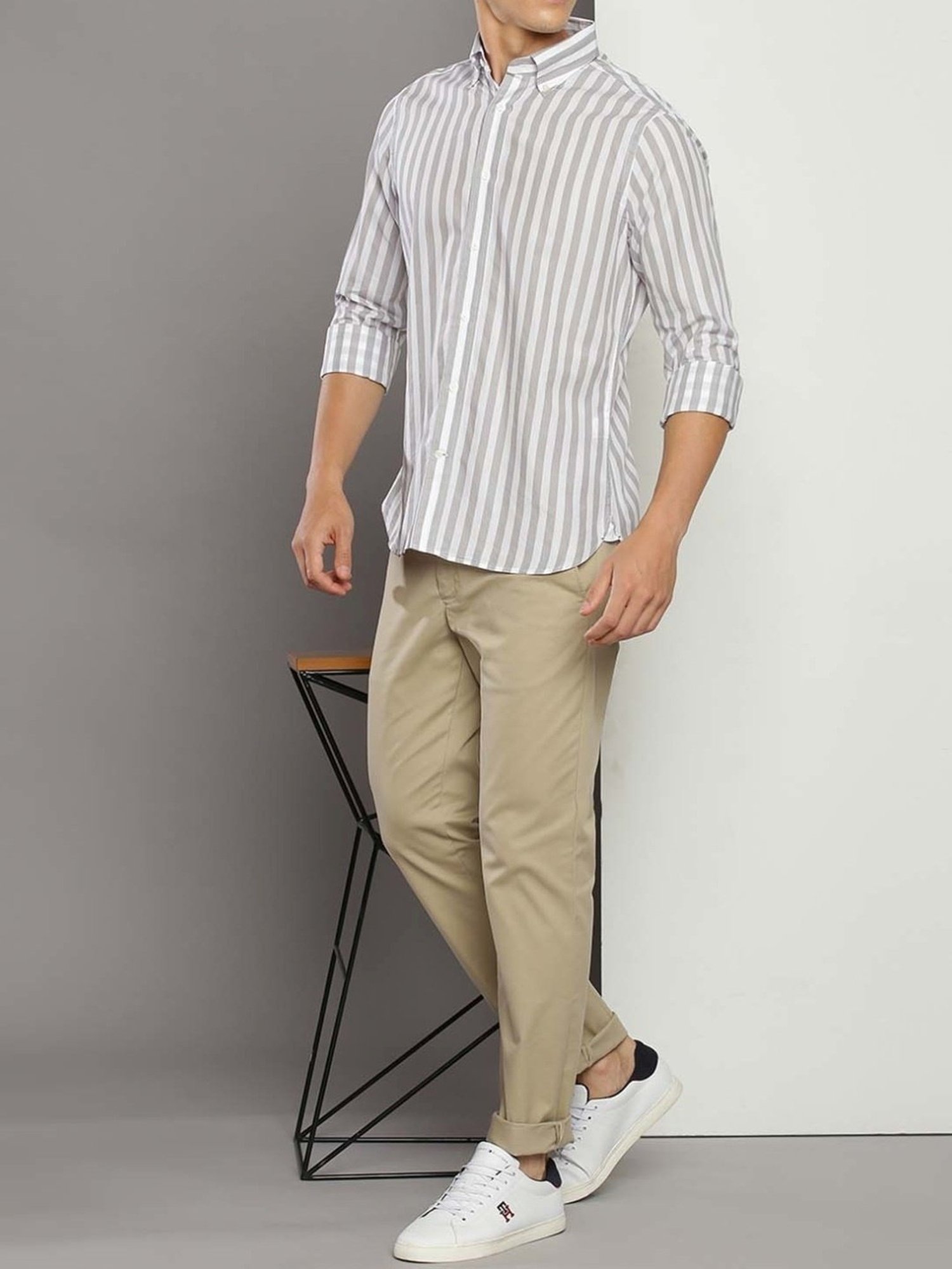 Kuons Avenue Cobalt Blue Slim Fit Denim Shirt