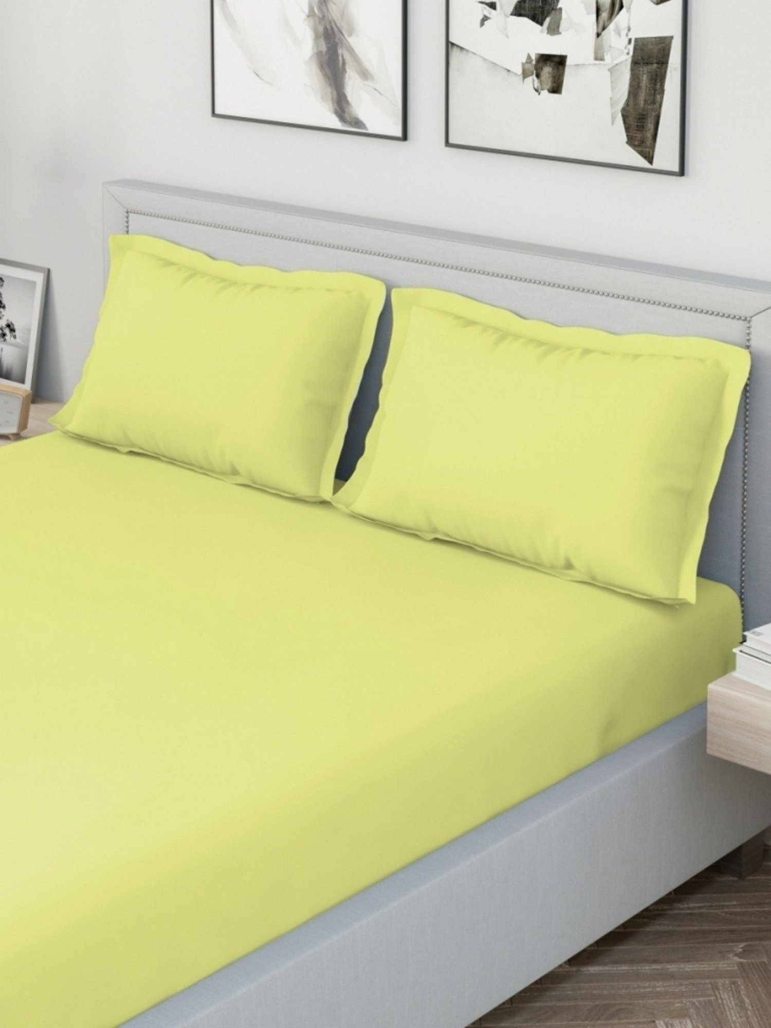 DDecor Solid Yellow 180 TC Cotton King Bed Sheet With 2 Pillow Covers