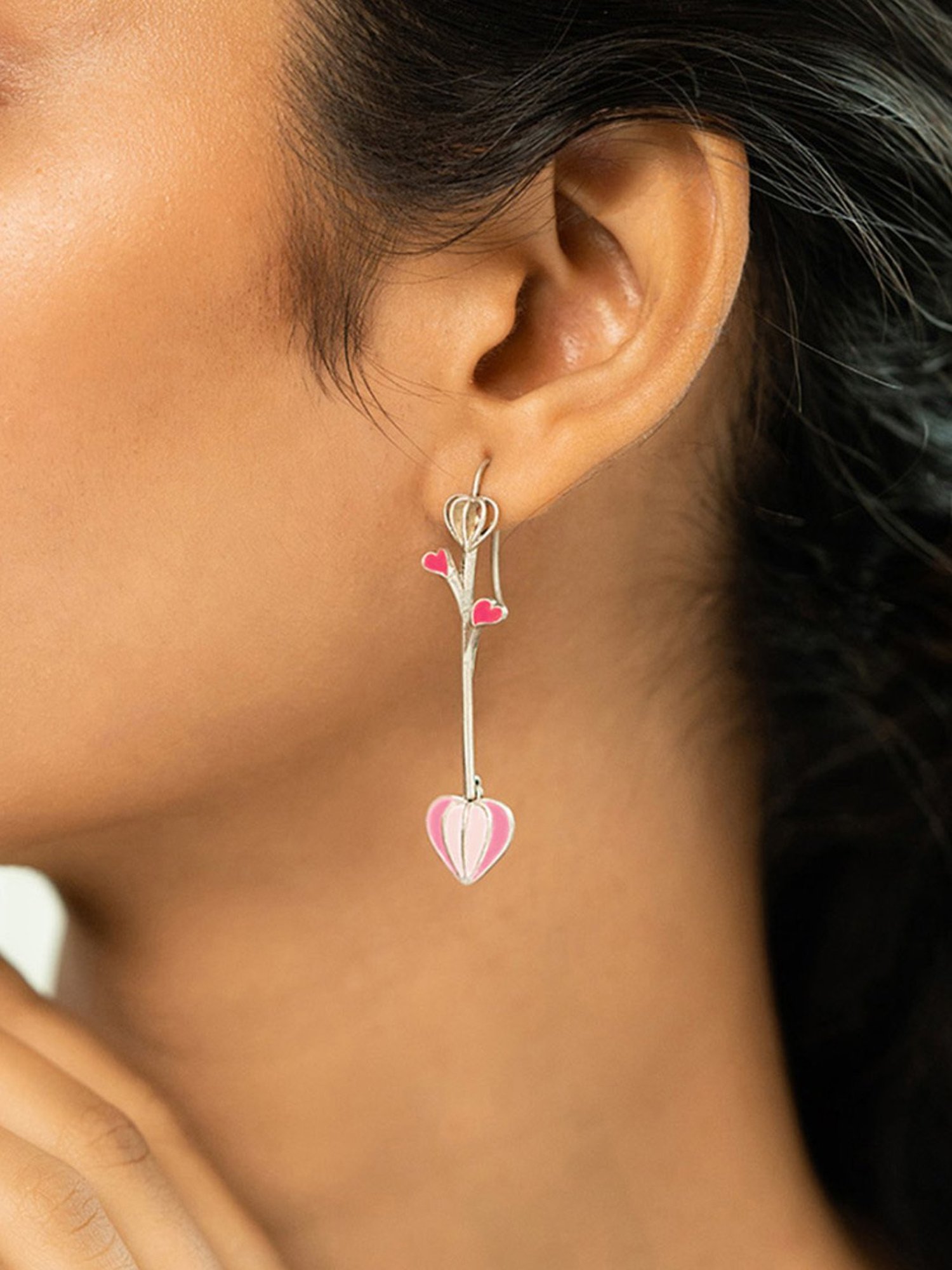 Shaya 92.5 Sterling Silver For the Love of New Experiments Heart Earrings for Women