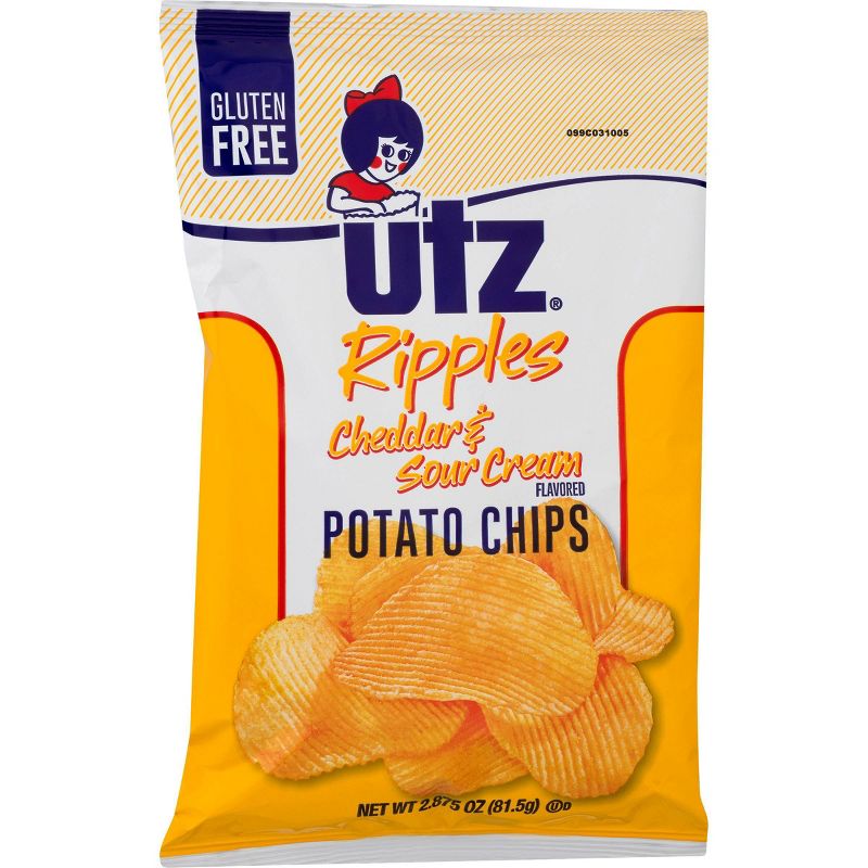 Utz Cheddar & Sour Cream Flavored Potato Chips - 2.875oz