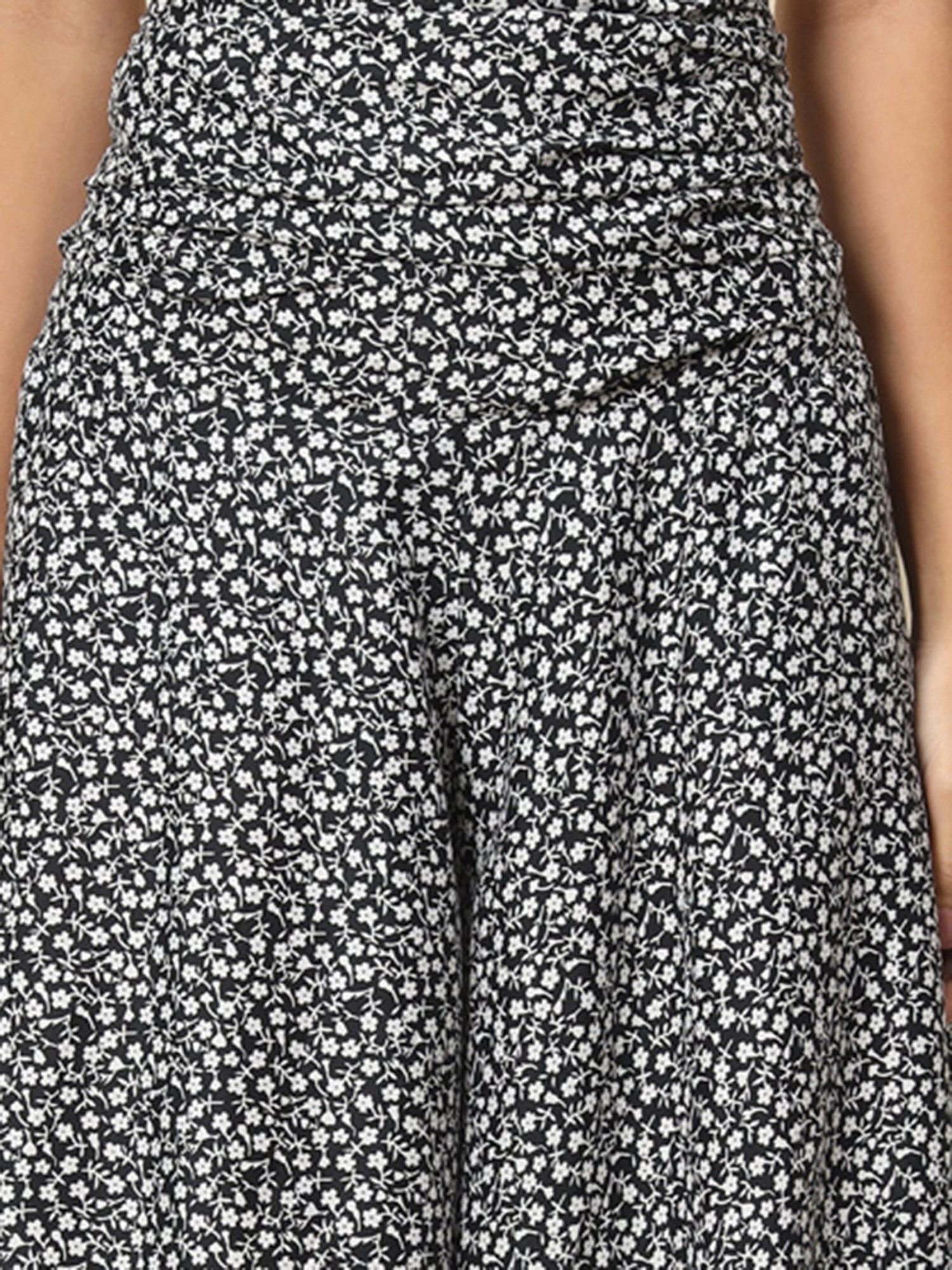 Trend Arrest Black & White Floral Print High Rise Palazzos