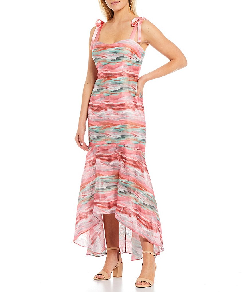 Aidan Aidan Mattox Printed Sleeveless Sweetheart Neck Hi-Low Chiffon Gown