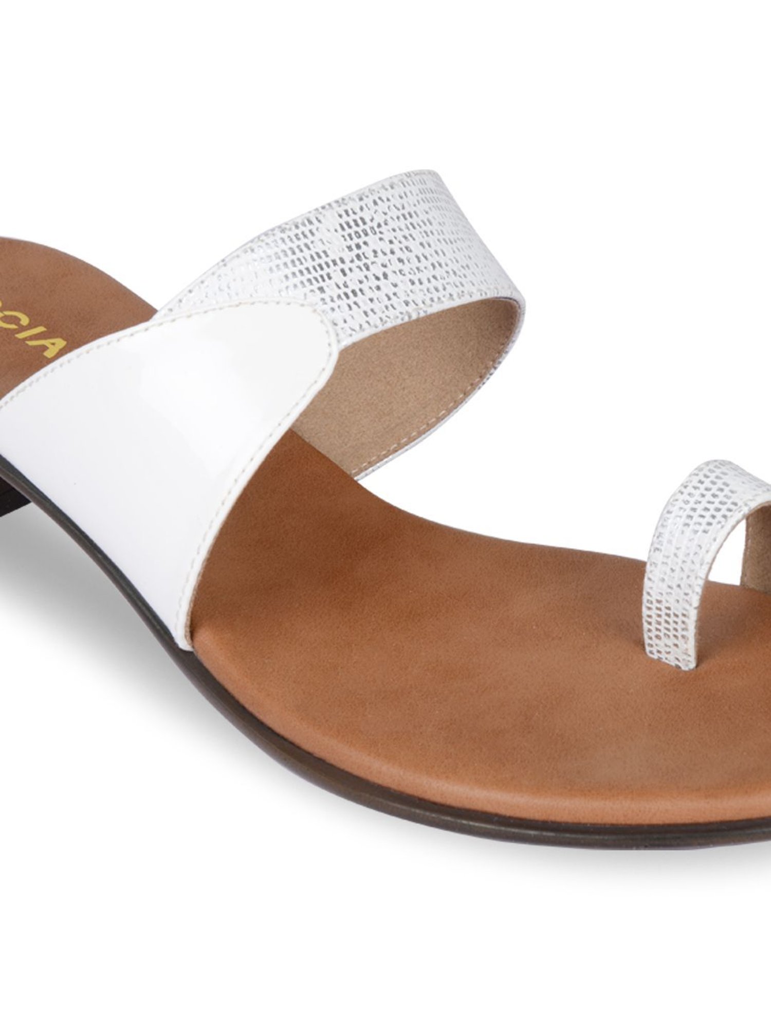 Rocia by Regal Women's White Toe Ring Sandals