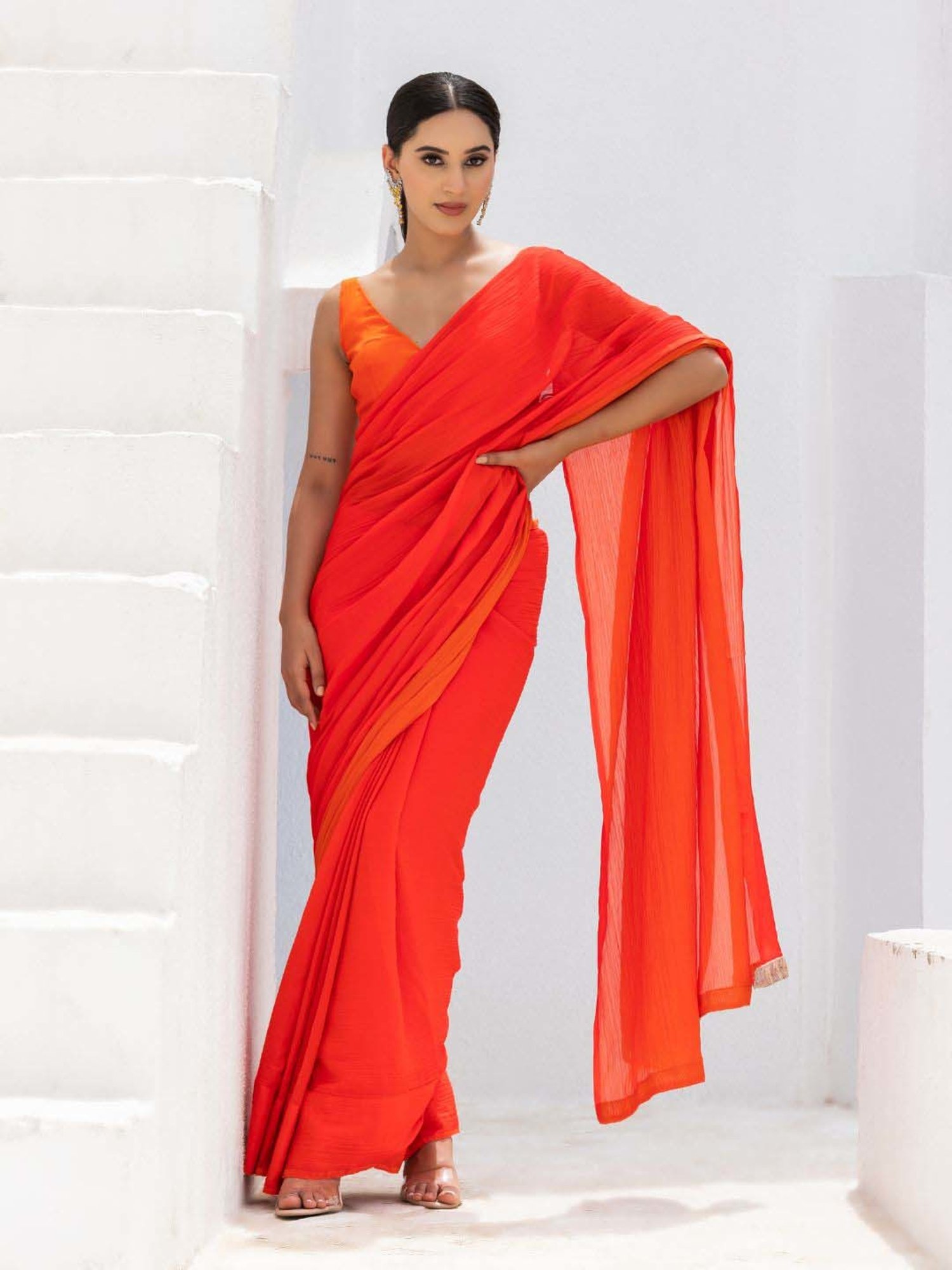 Swtantra Orange Saree With Unstitched Blouse