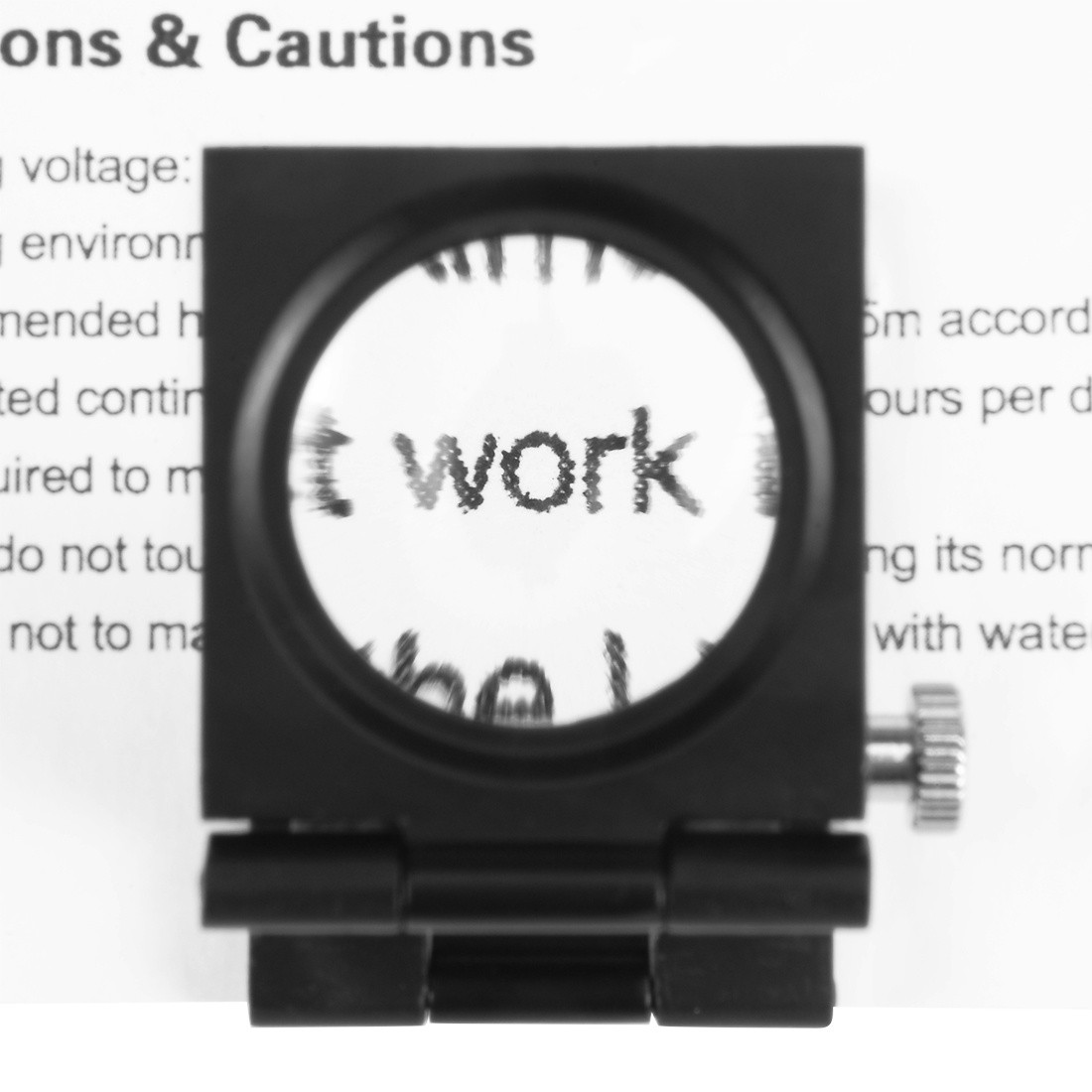 Global Bargains 10X 28mm Mini Three-Folding 10X Magnifier Zinc Alloy Magnifier Magnifying Glass with Scale for Textile Optical Jewelry Tool