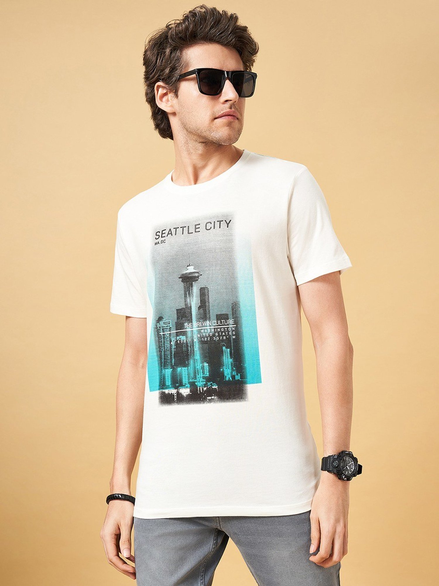 Sf Jeans By Pantaloons Off White Slim Fit Printed T-Shirt