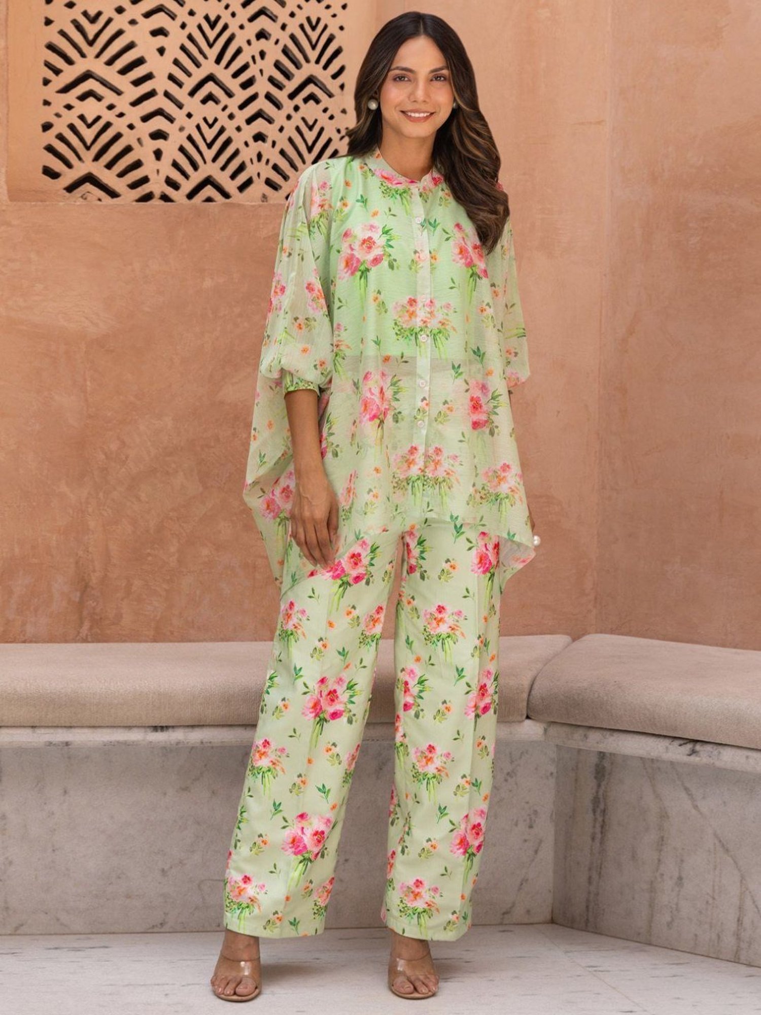 BInfinite Green Camellia Coords-Set