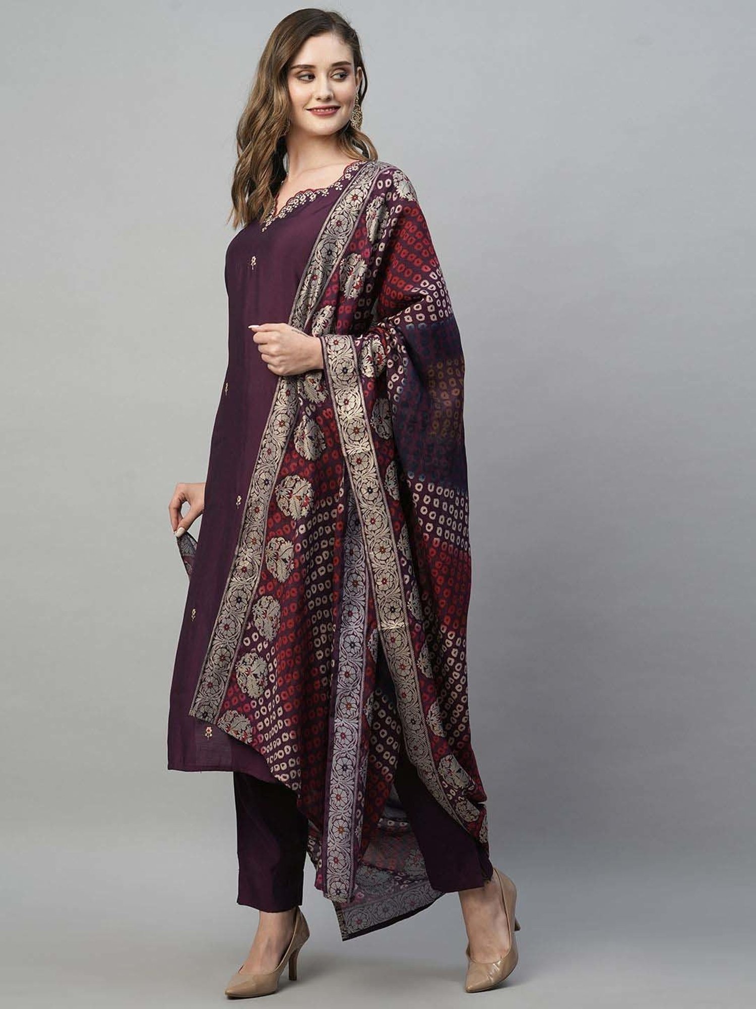 Heeposh Purple Embroidered Kurta Pant Set With Dupatta