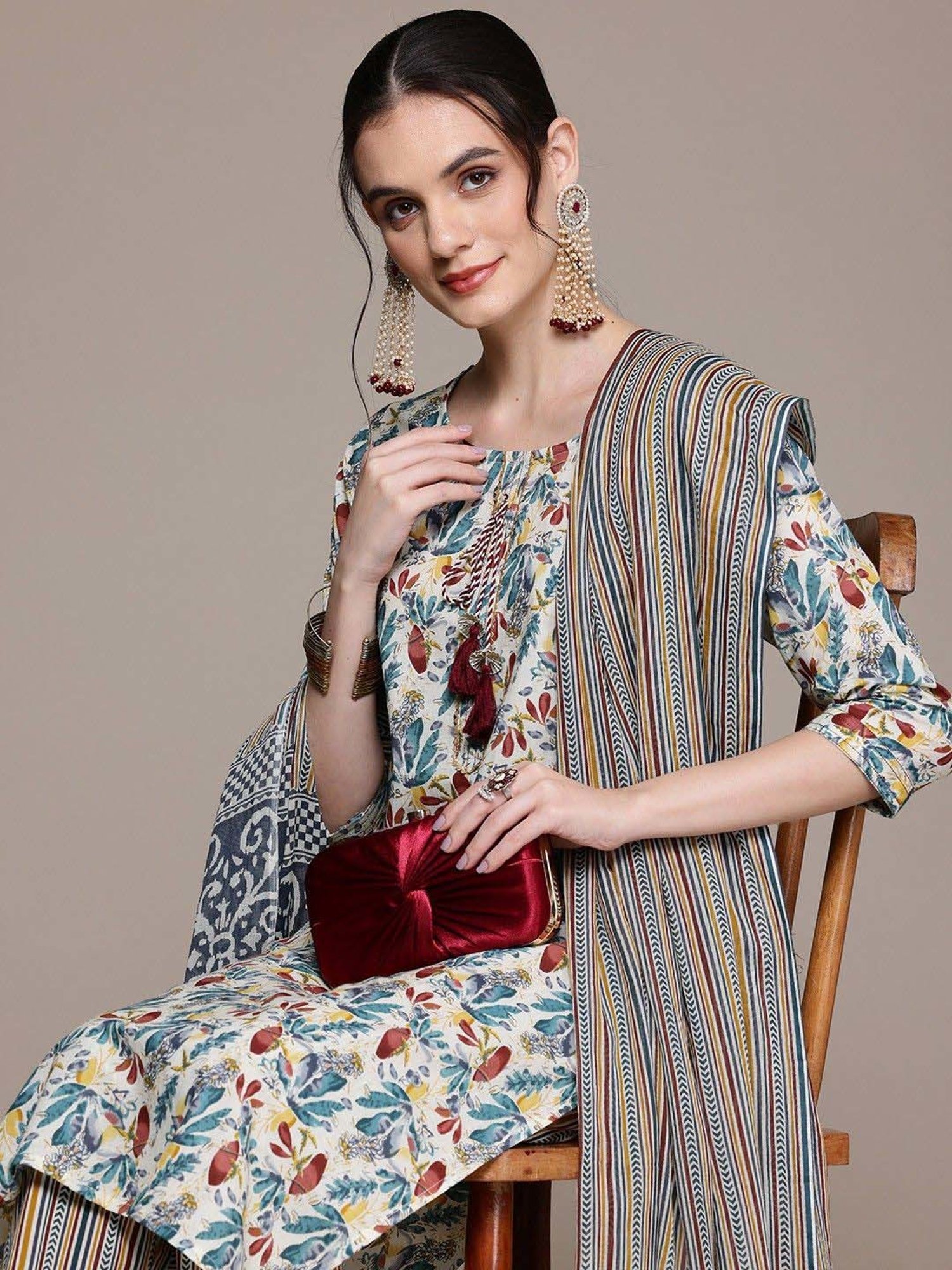 READIPRINT FASHIONS Blue Cotton Printed Kurta Pant Set With Dupatta