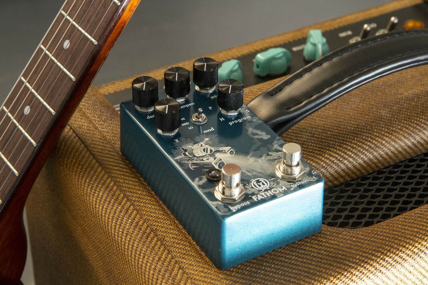 Walrus Audio Fathom Multi-Function Reverb Effects Pedal