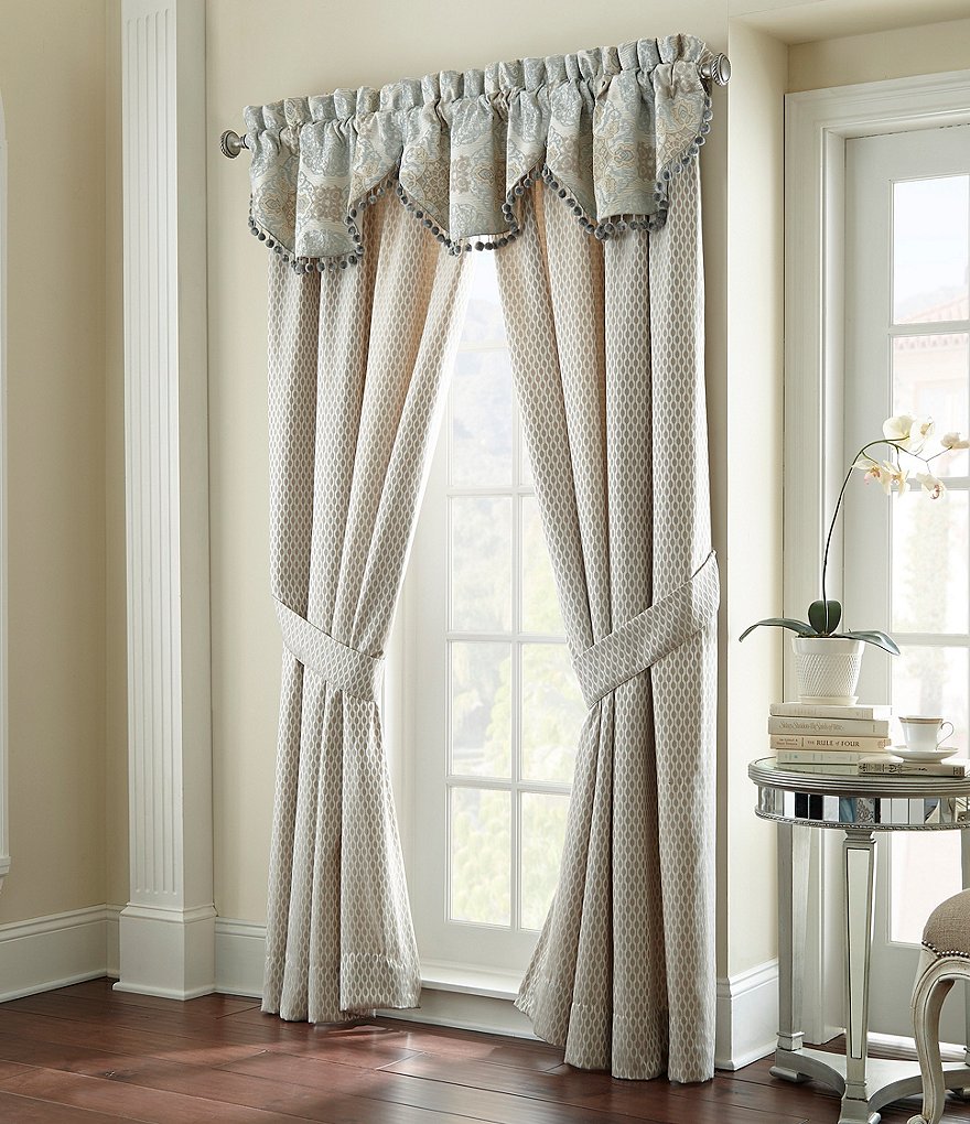 84"x52" Gaultier Blackout Curtain Blue - Beautyrest