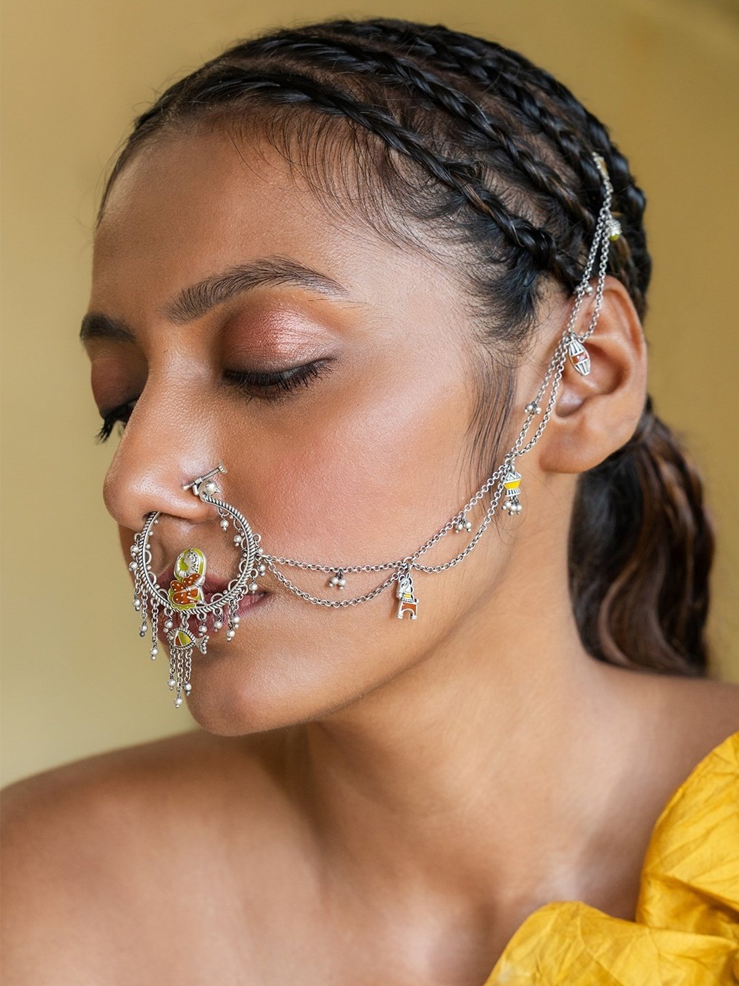 Zavya 92.5 Sterling Silver Floral Nosepin for Women