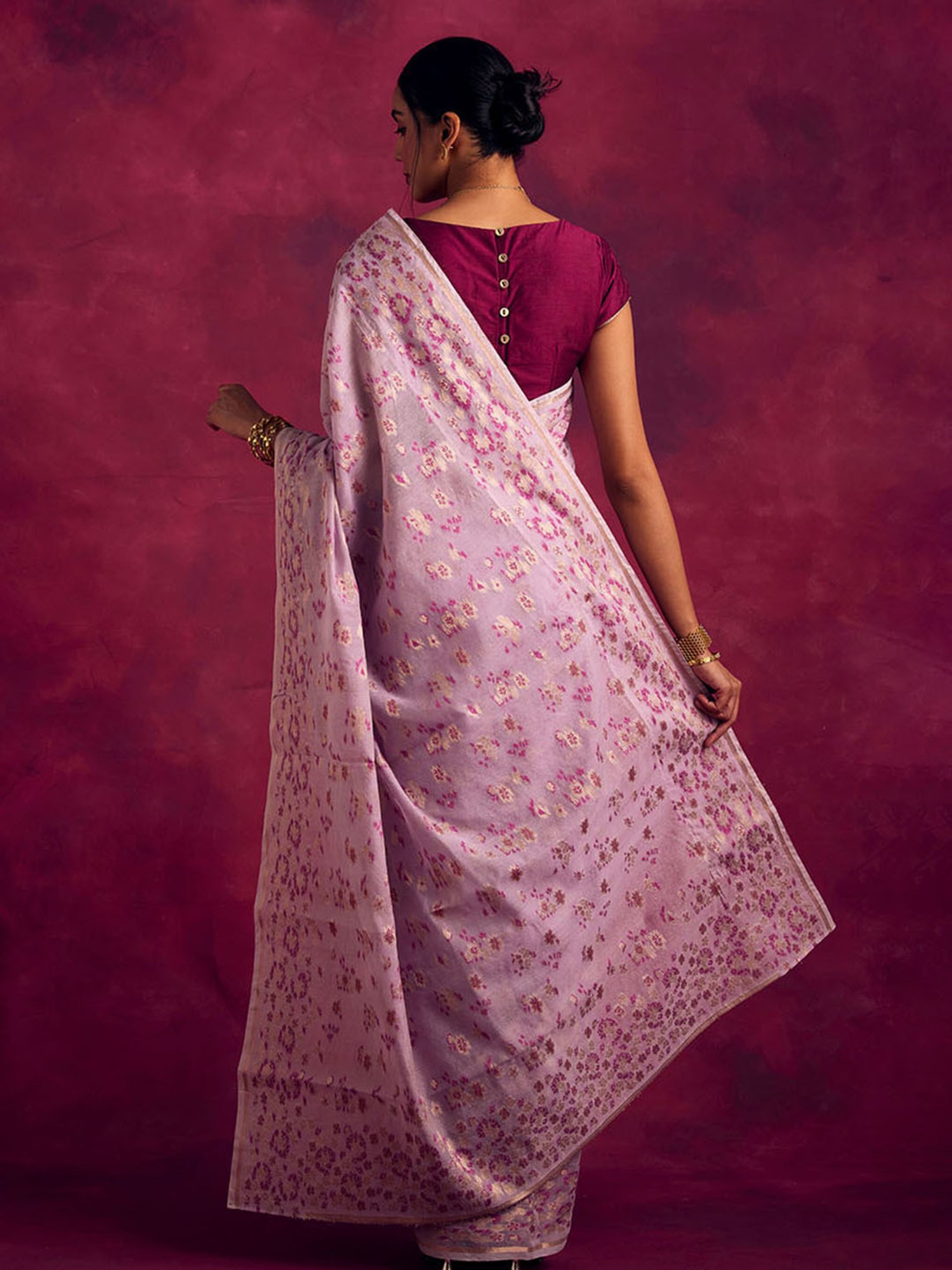 Abhishti Lavender Woven Saree Without Blouse