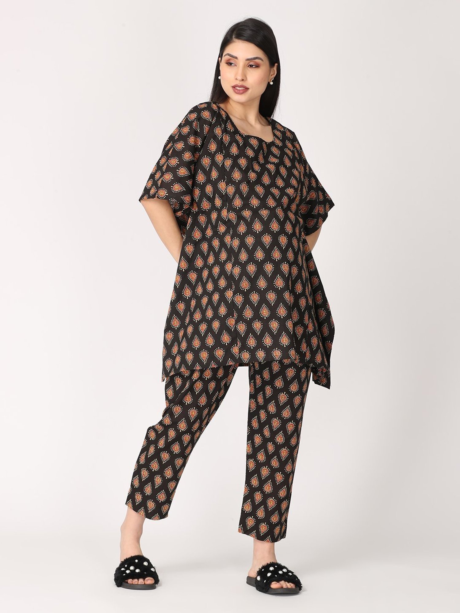 The Mom Store Black Printed Maternity Kaftan With Pyjamas