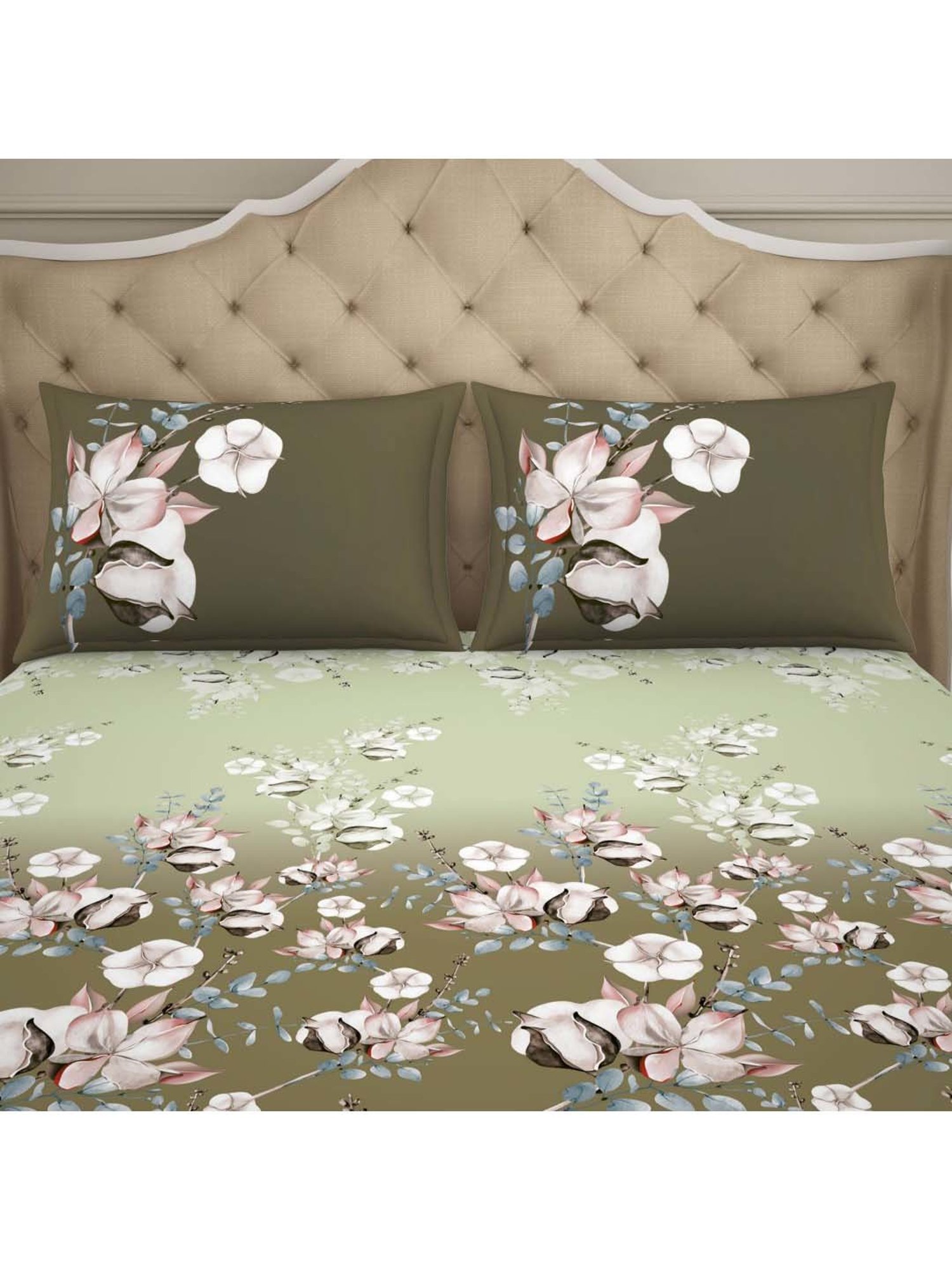 Welspun Printed Green Cotton Double Fitted Bed Sheet with 2 Pillow Covers