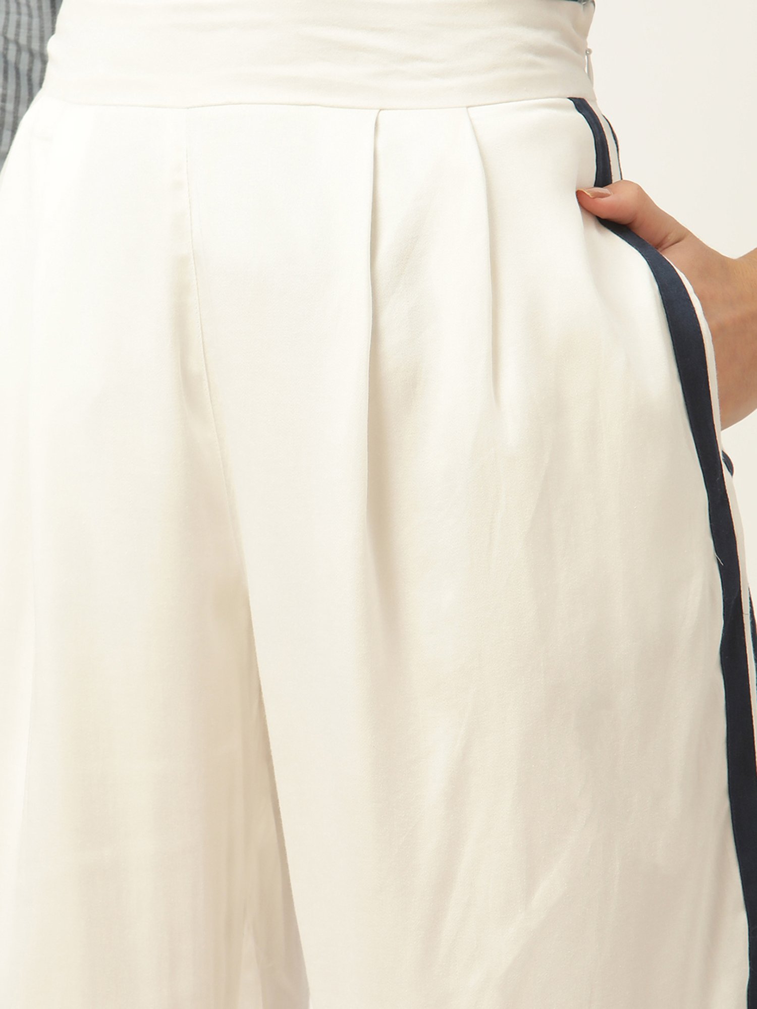 Rooted Off White Pleated Trousers