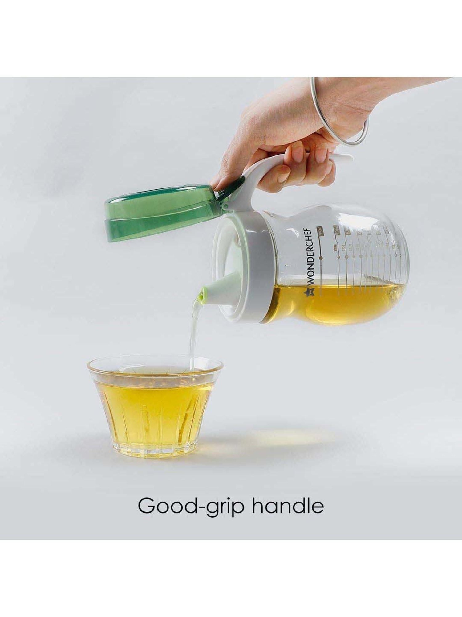 COLE & MASON White & Beige Ceramic Pourer - Set of 1