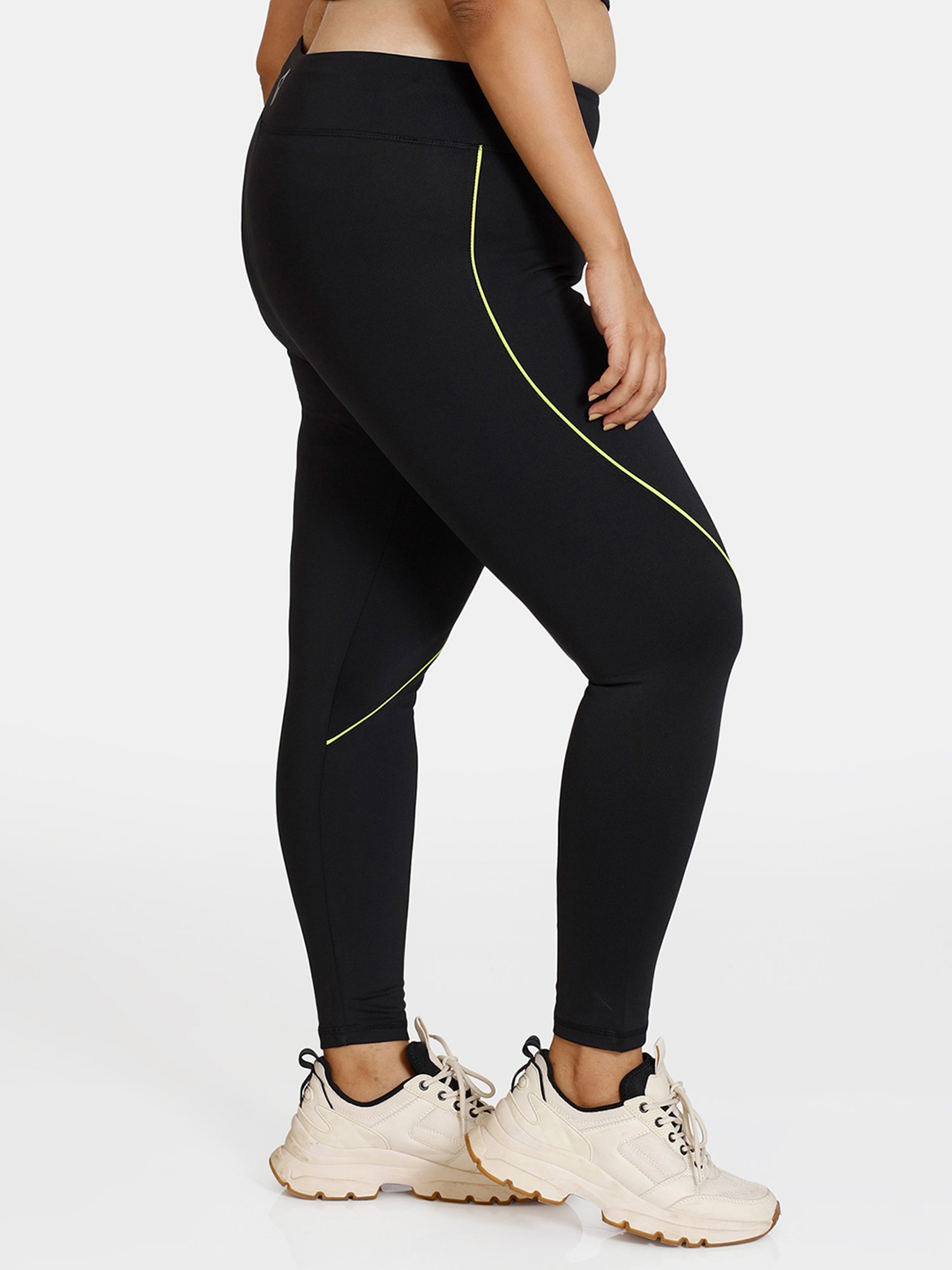 Zelocity by Zivame Black Tights