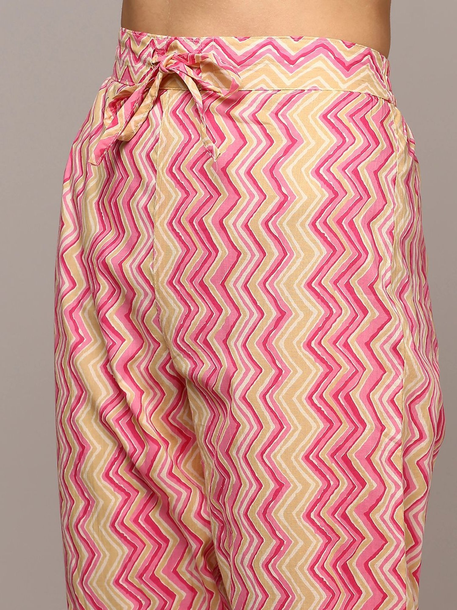 Vaamsi Cream Cotton Floral Print Kurta Pant Set With Dupatta