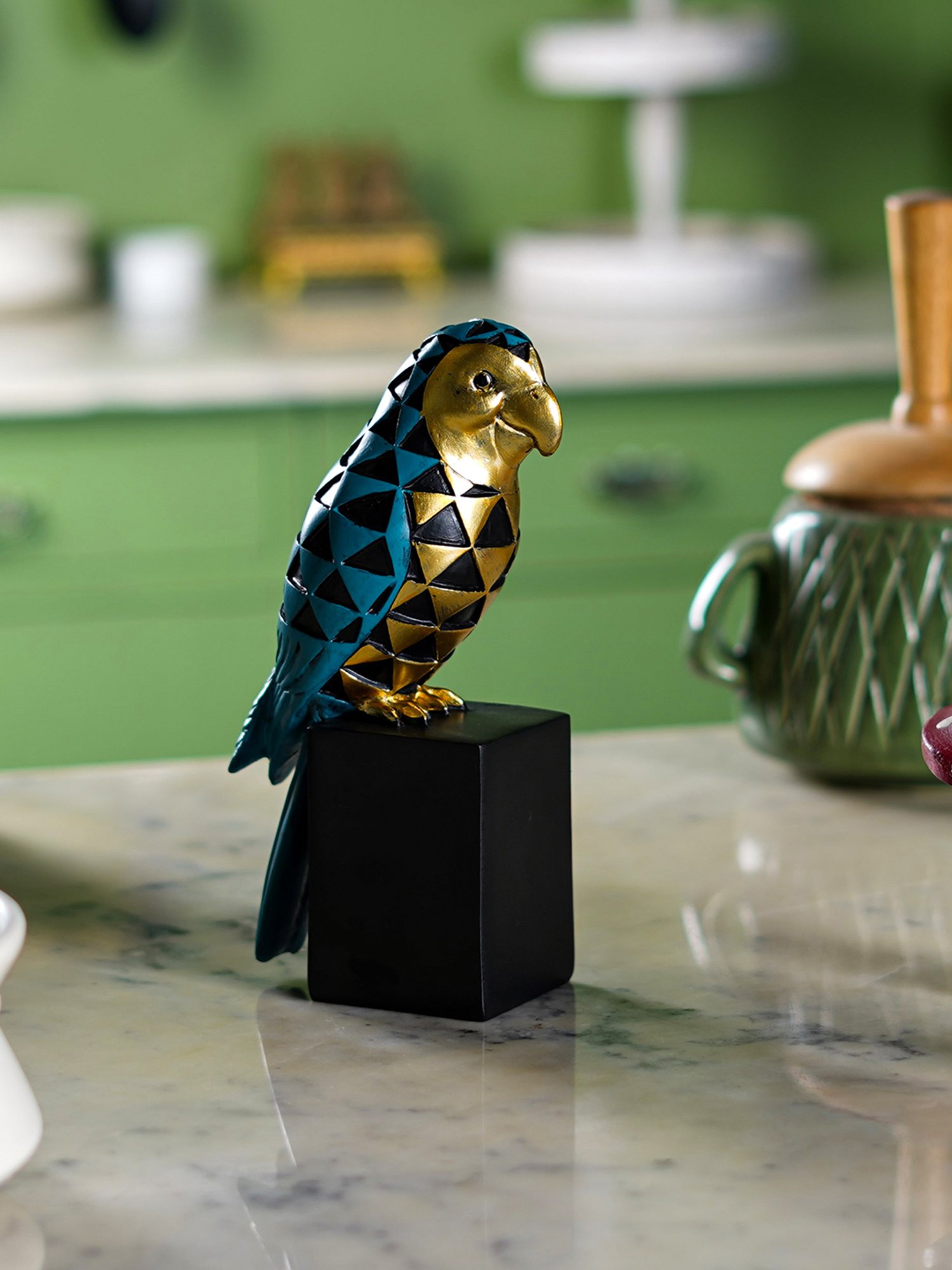 The Artment Cockatoo Symphony Geometric Resin Beauty