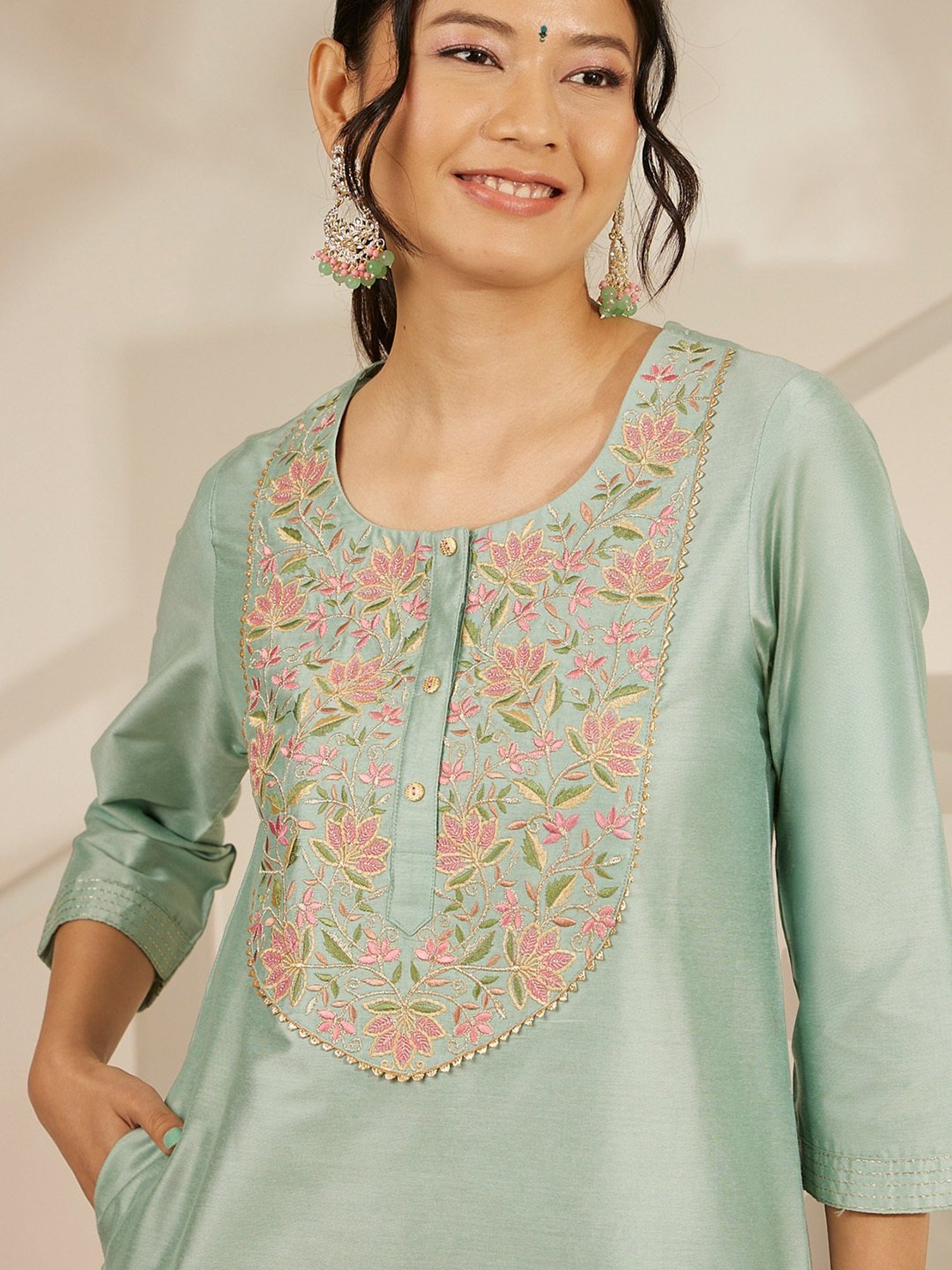 Daali Aqua Viscose Round Neck 3/4 Sleeves Blooming Mood Kurta with Two Pockets