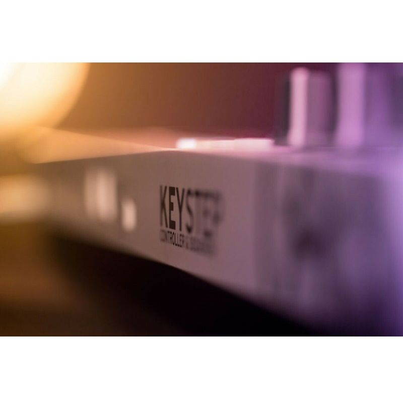 Arturia Keystep 32-Key Slim Keyboard w/ Polyphonic Step Sequencing + Carry Case