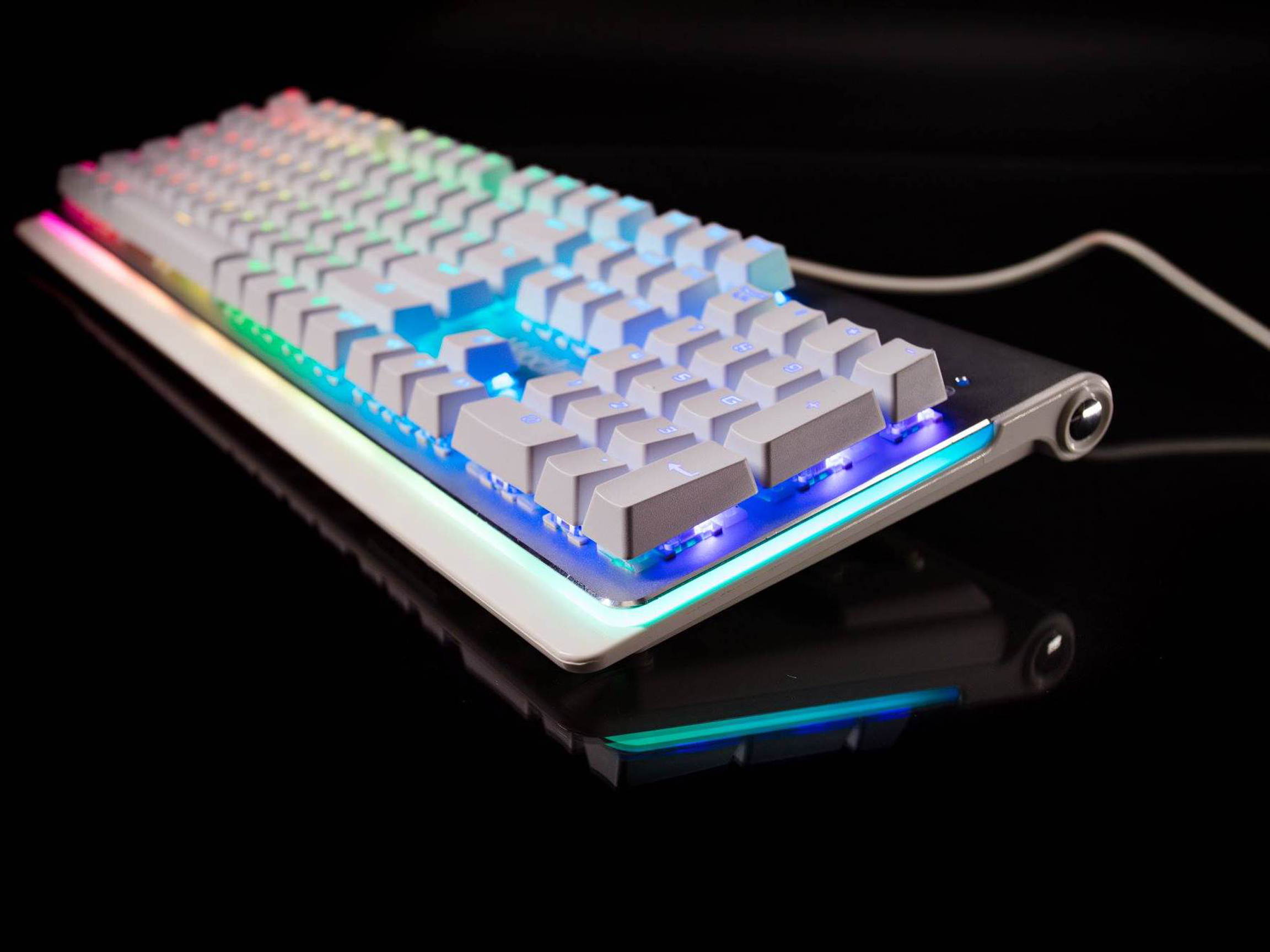 Velocilinx VXGM-KB104P-OBL-WH Boudica Gaming Keyboard