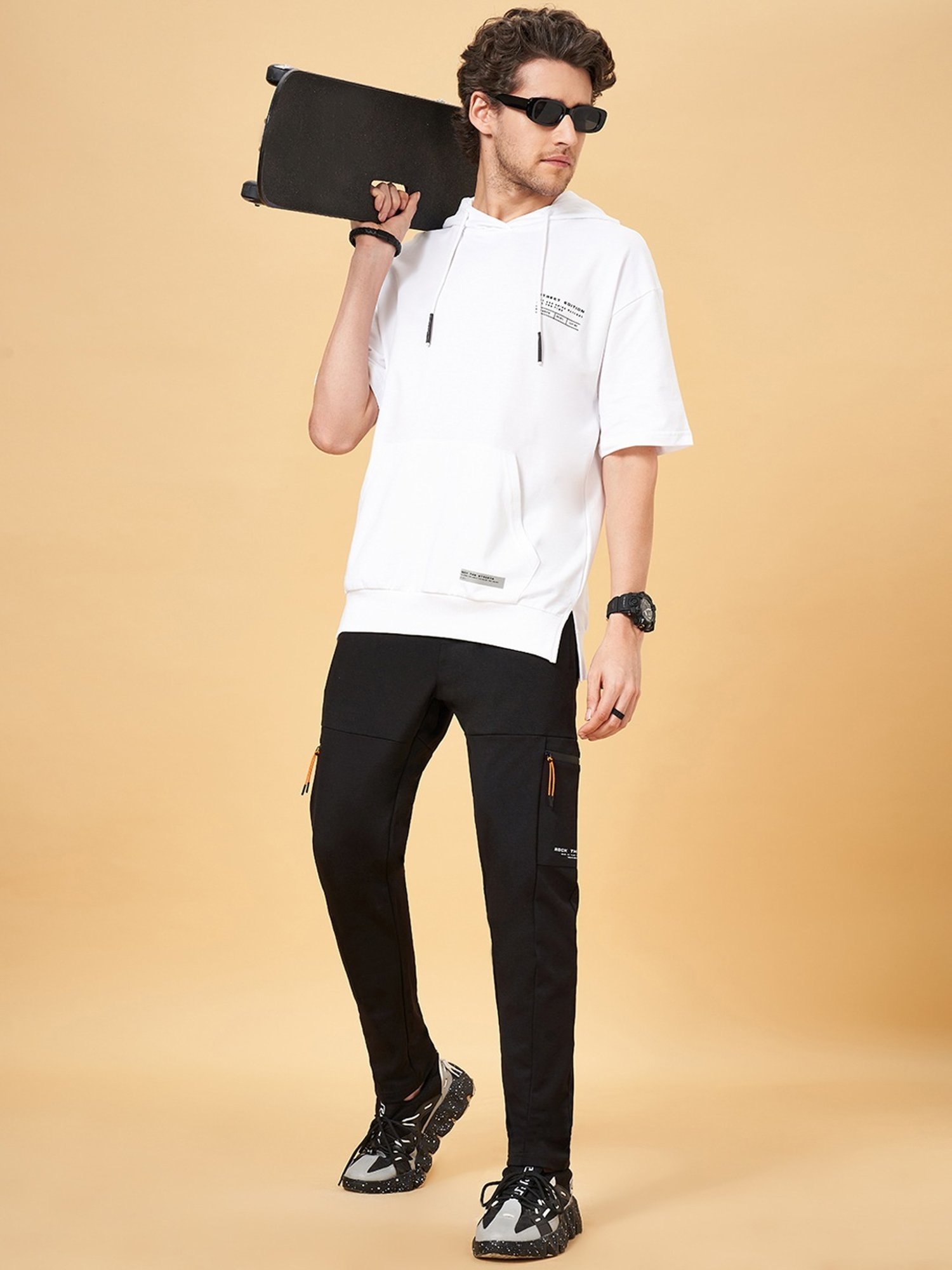 Street 808 by Pantaloons White Cotton Regular Fit Hooded T-Shirt