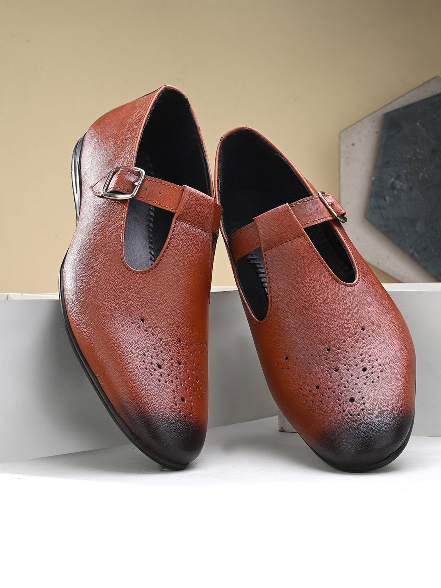 Giorgio Men's Tan Monk Shoes