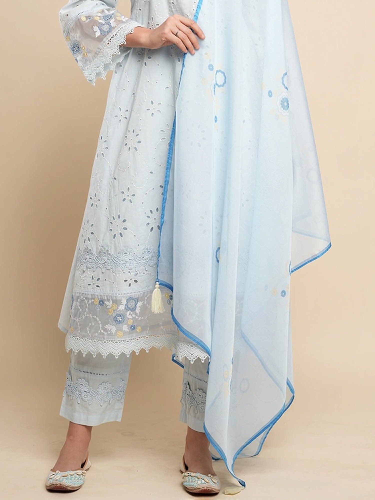 Heeposh Blue Cotton Embroidered Kurta Pant Set With Dupatta