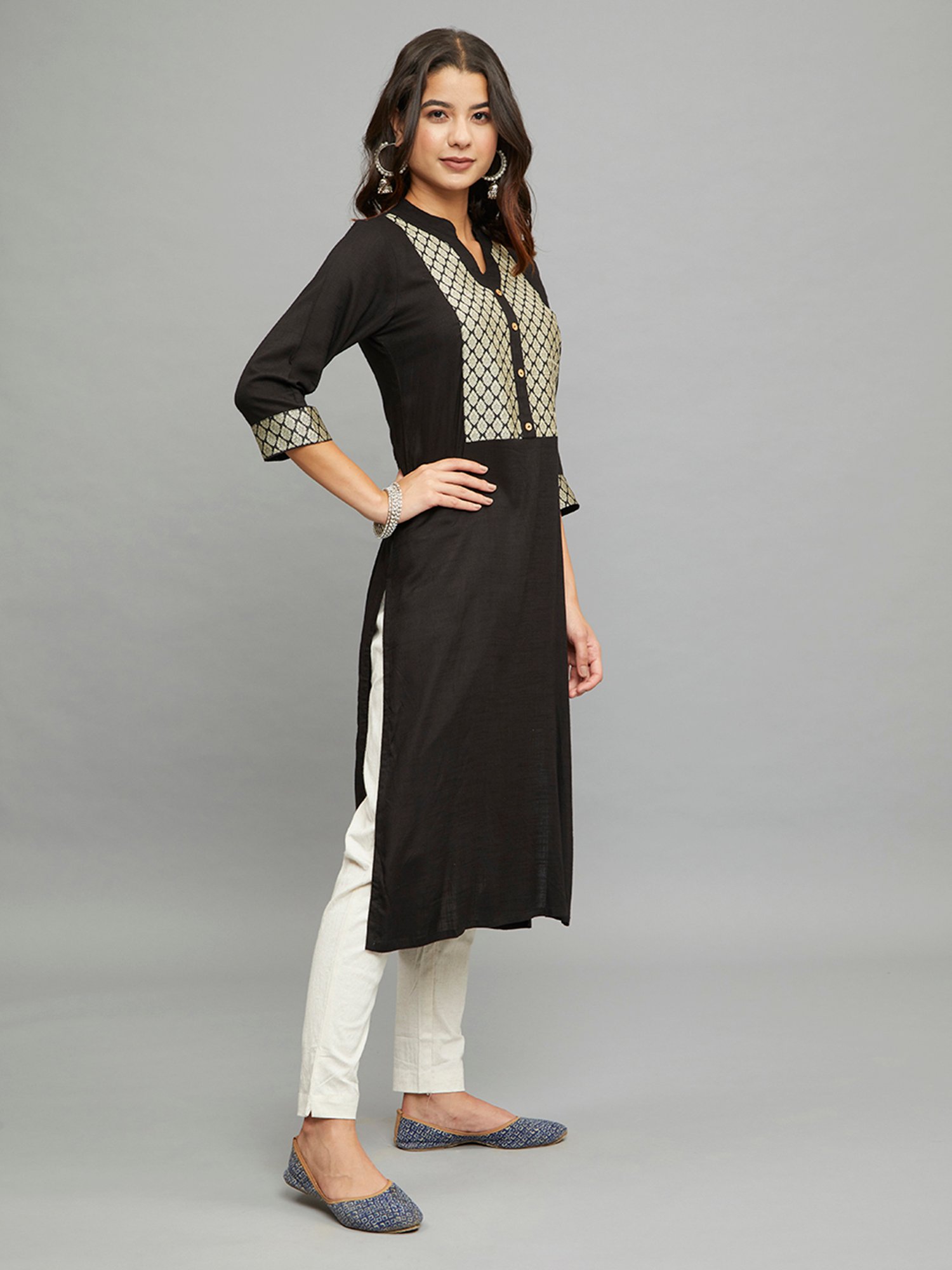 paislei Black Printed Straight Kurta