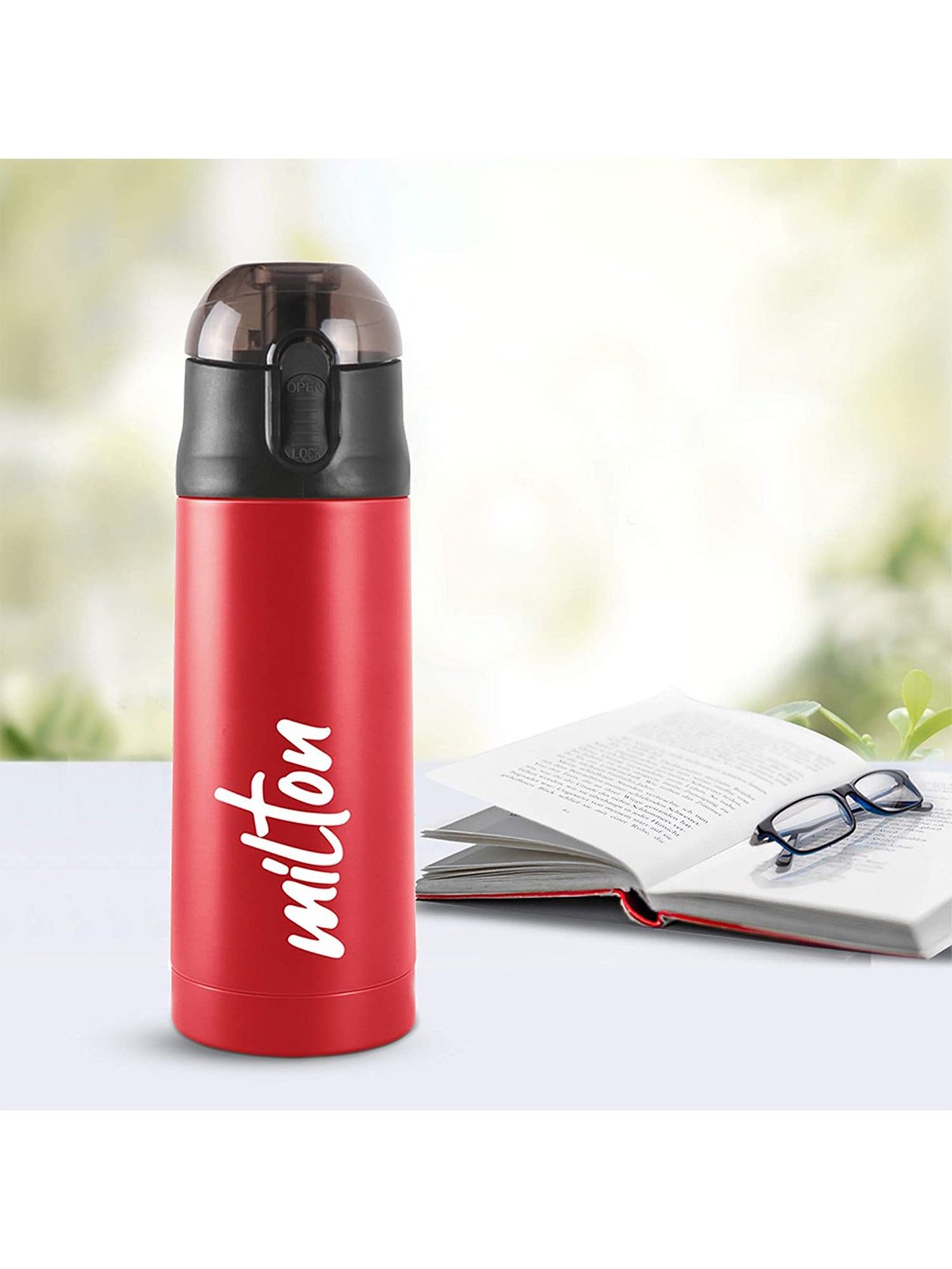 Milton Red Thermosteel Hot & Cold Vacuum Insulated Water Bottle - 500 ml