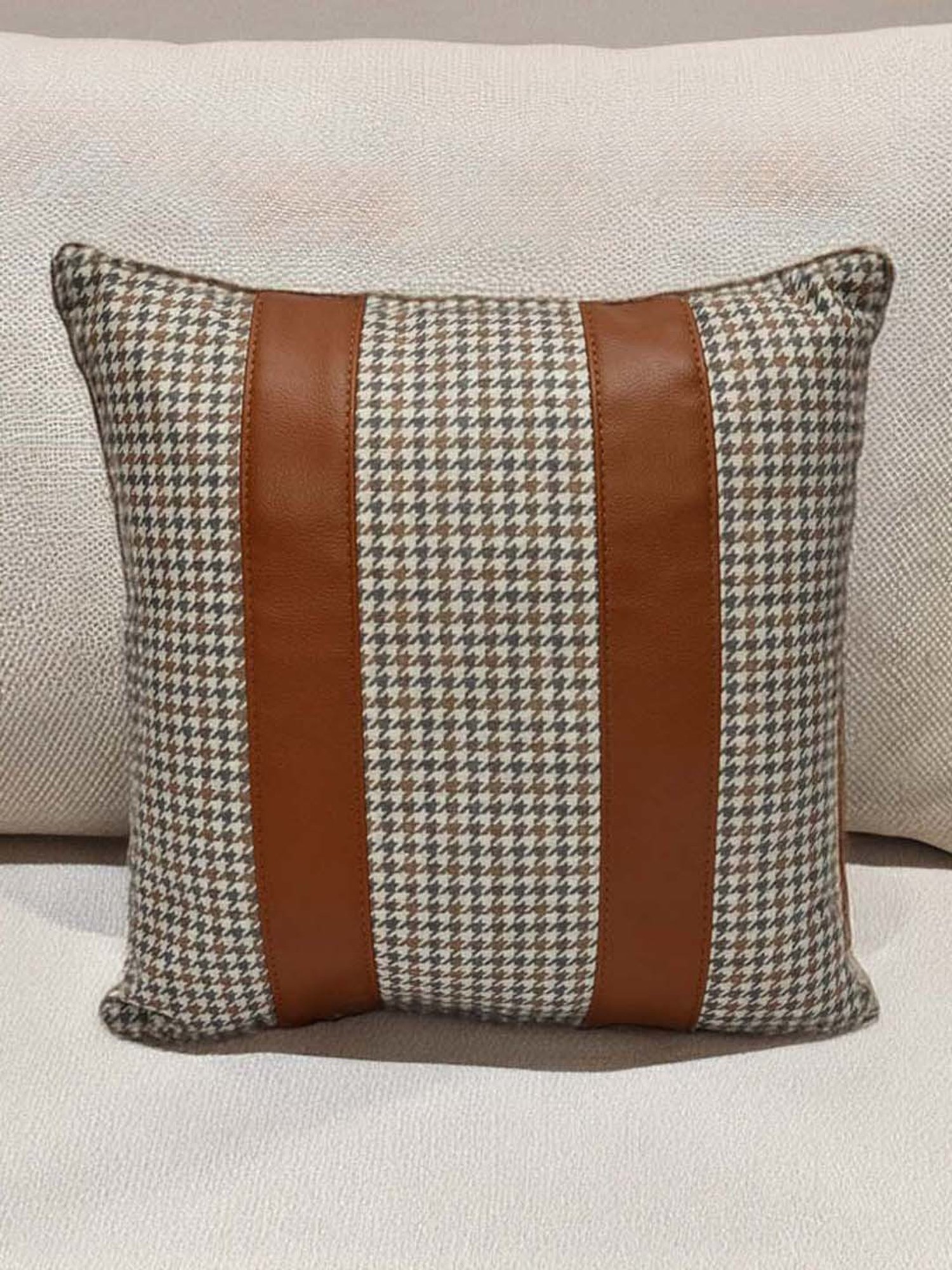 @home Beige & Tan Leather Cushion Cover With Zipper