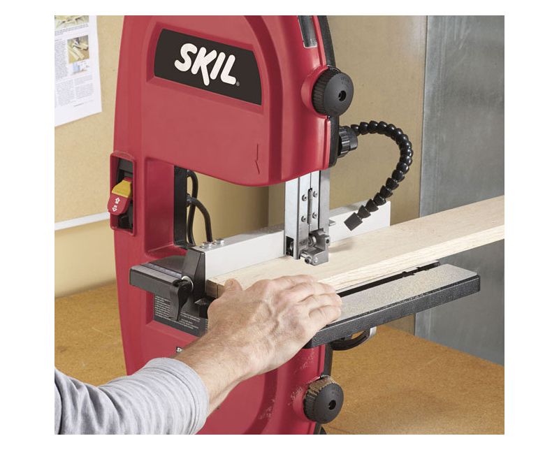 Skil 3386-01-RT 9 in. Band Saw with Light