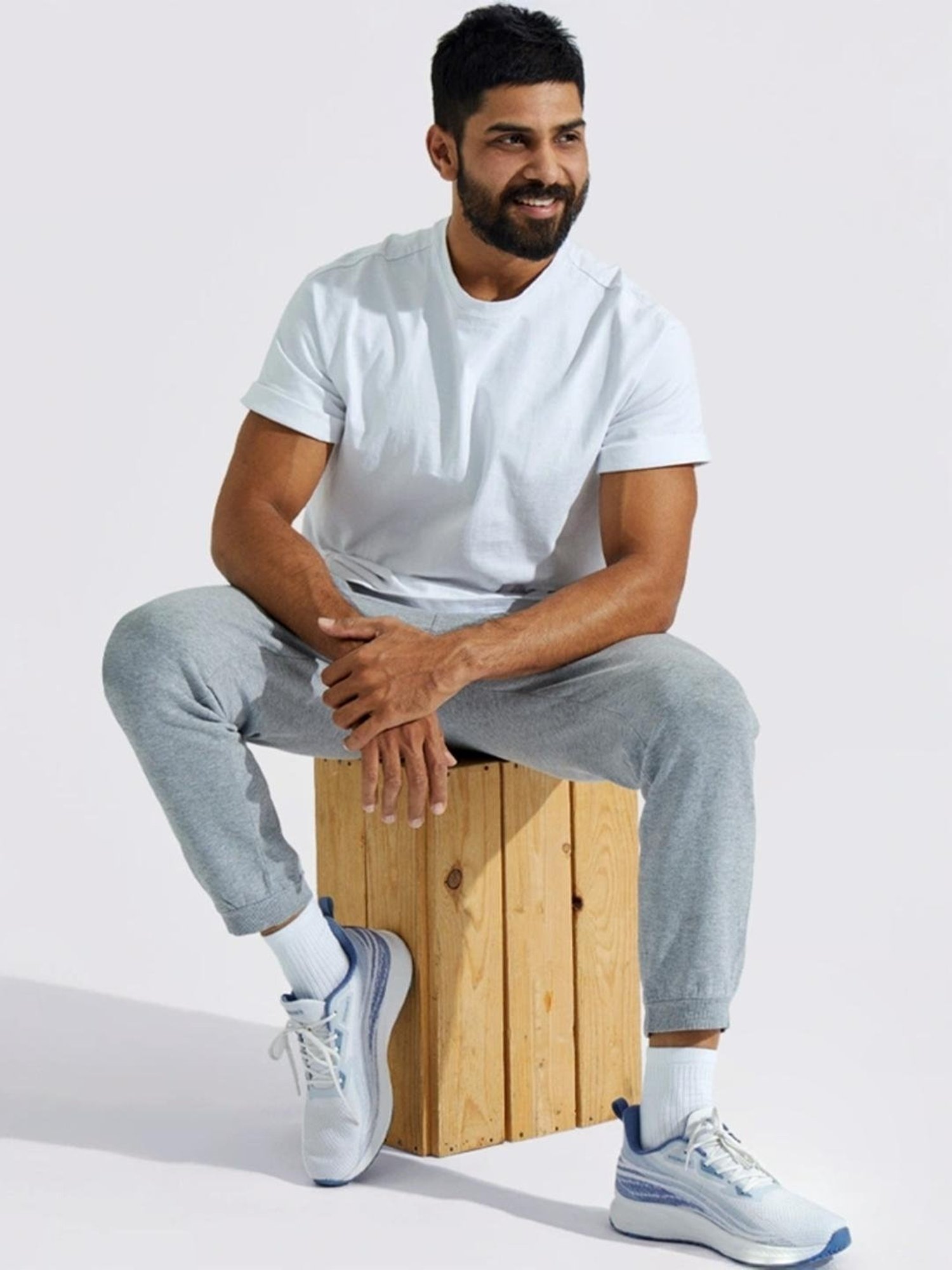 Neemans Men's Dashing Slate Grey Training Shoes