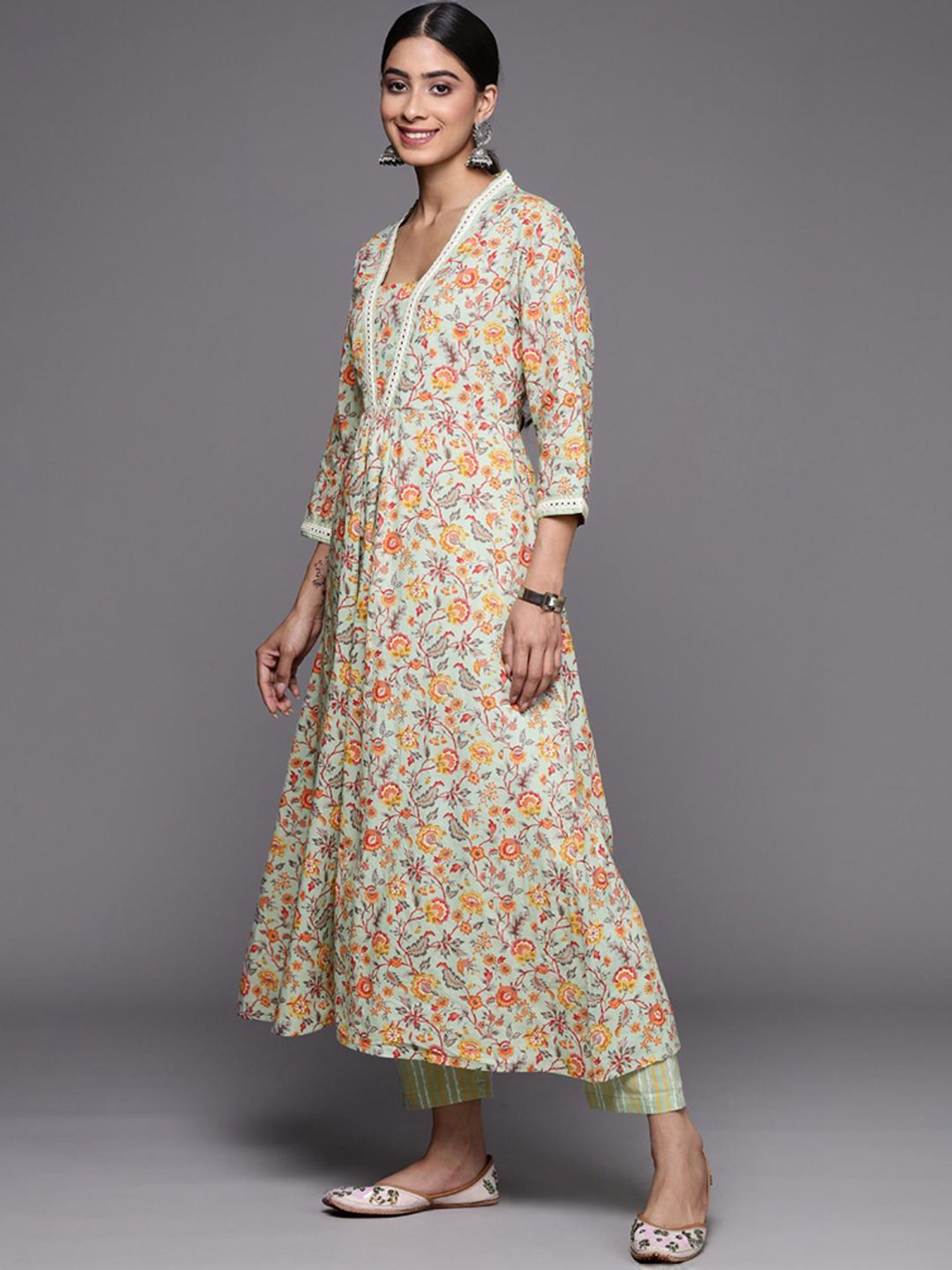 Varanga Sea Green Floral Print Kurta Pant Set With Dupatta