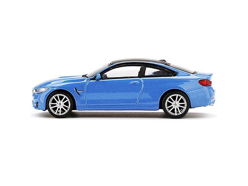 BMW M4 (F82) Yas Marina Blue Metallic with Carbon Top Limited Edition to 2400 pieces Worldwide 1/64 Diecast Model Car by True Scale Miniatures