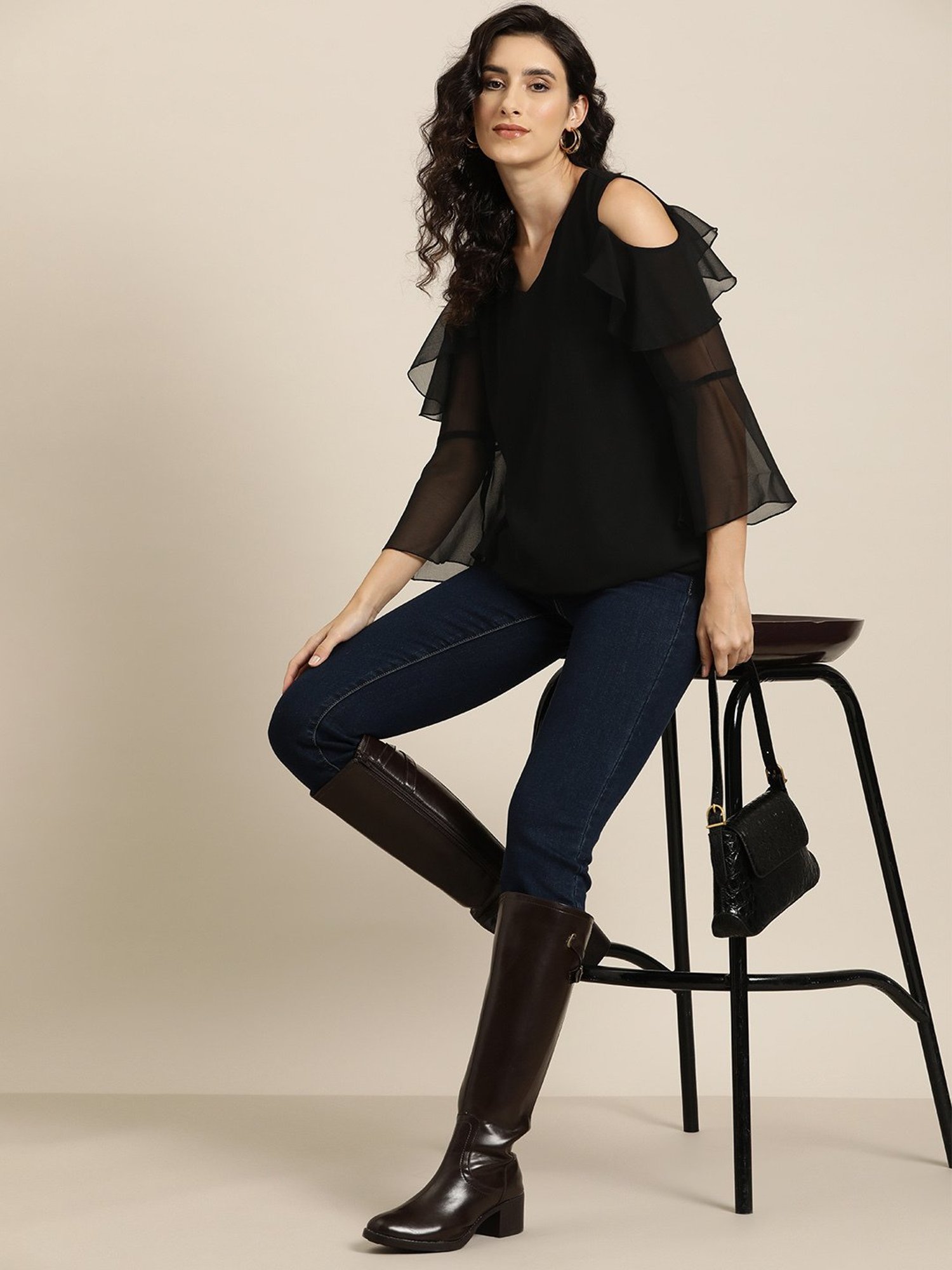 Qurvii Black Regular fit Top