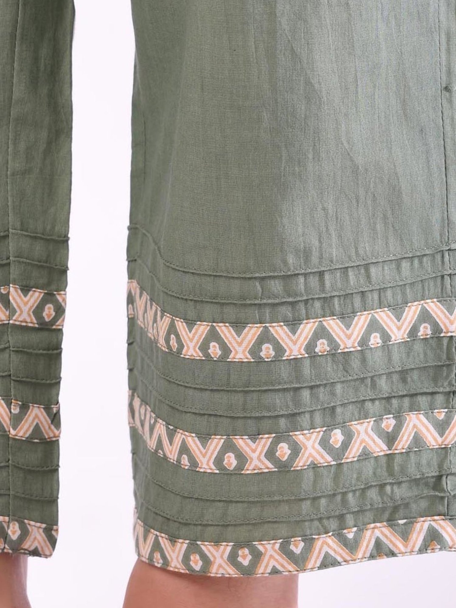 Prakriti Jaipur Green Pleated Pants