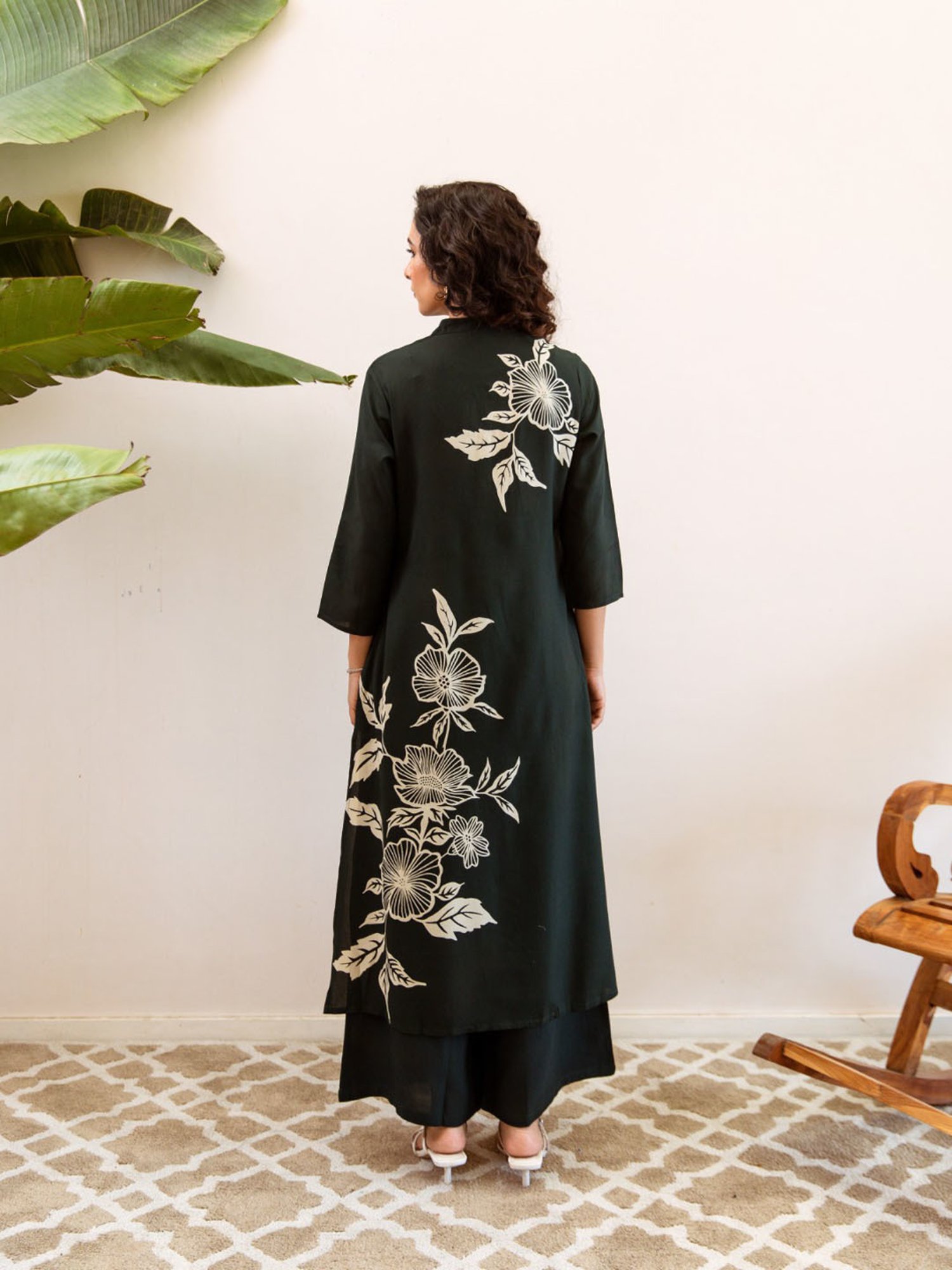 Autumnlane Jagdeep Ebony Printed Kurta Pant Set